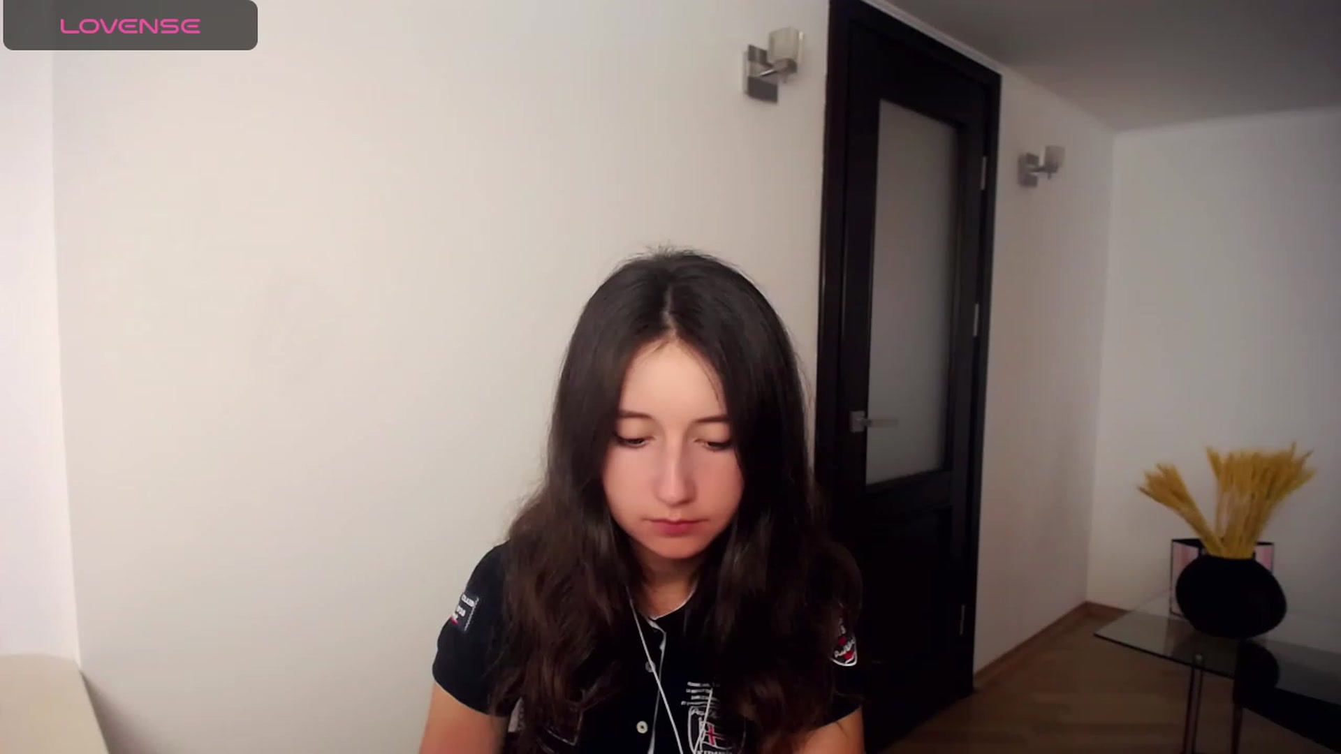 Gallery image thumbnail from KiraSupreme's myfreecams stream on, 09/18/2023, 13:52 image 16 of 20