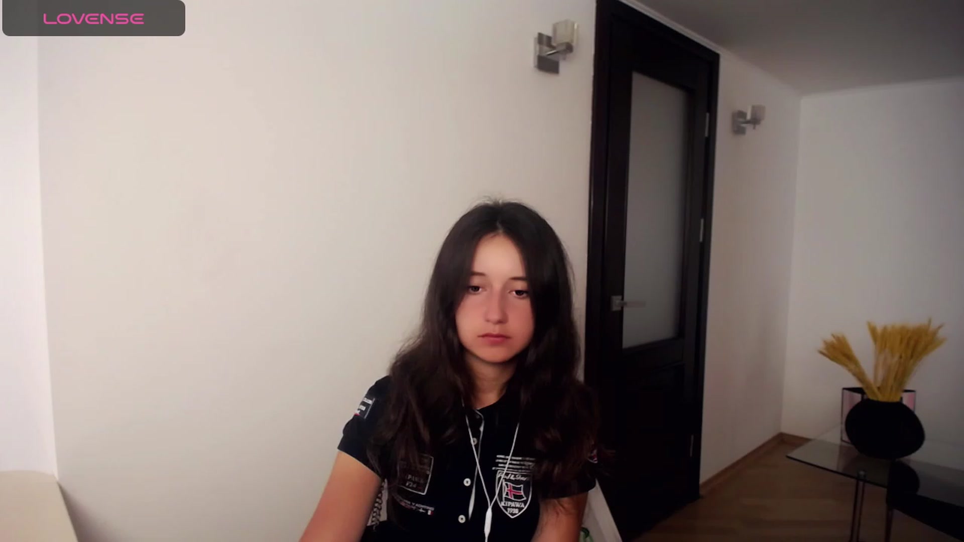 Gallery image thumbnail from KiraSupreme's myfreecams stream on, 09/18/2023, 13:52 image 4 of 20