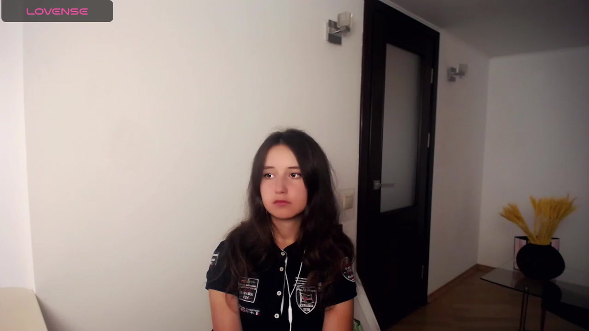 Gallery image thumbnail from KiraSupreme's myfreecams stream on, 09/18/2023, 15:01 image 5 of 20