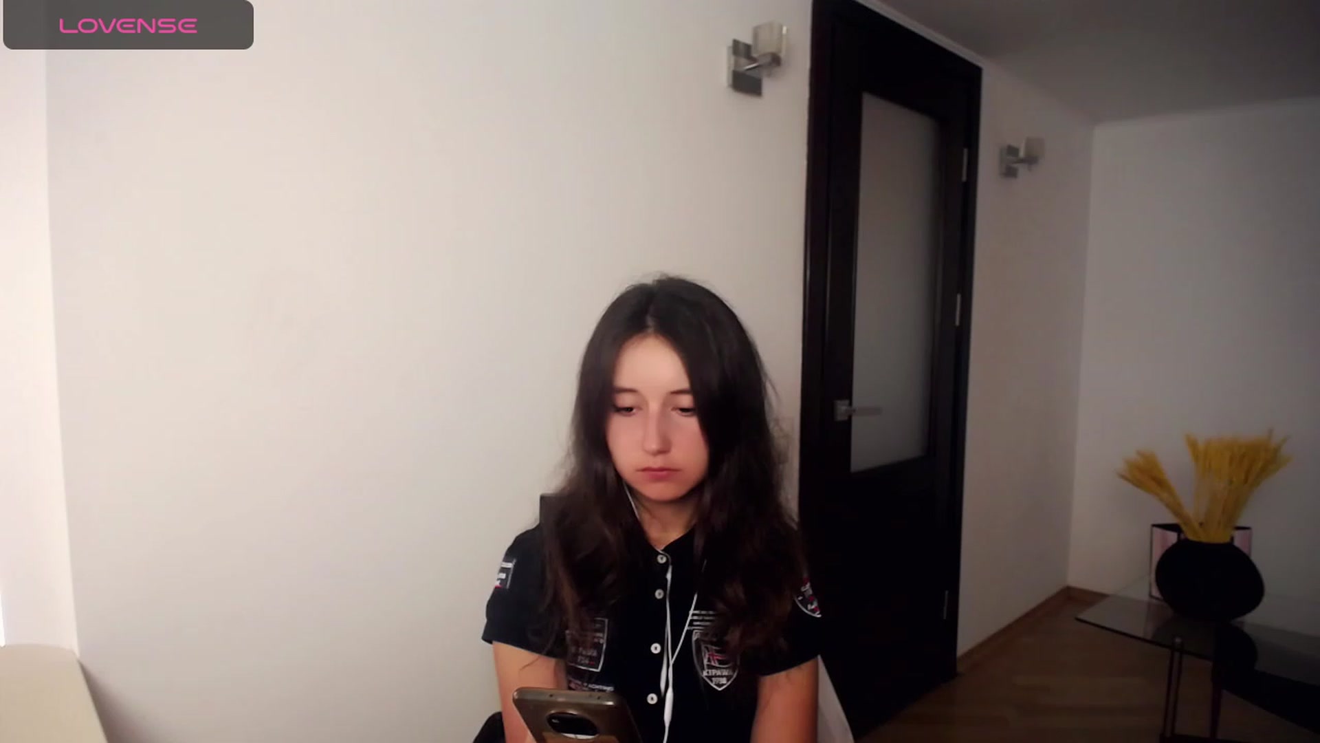 Gallery image thumbnail from KiraSupreme's myfreecams stream on, 09/18/2023, 15:01 image 20 of 20
