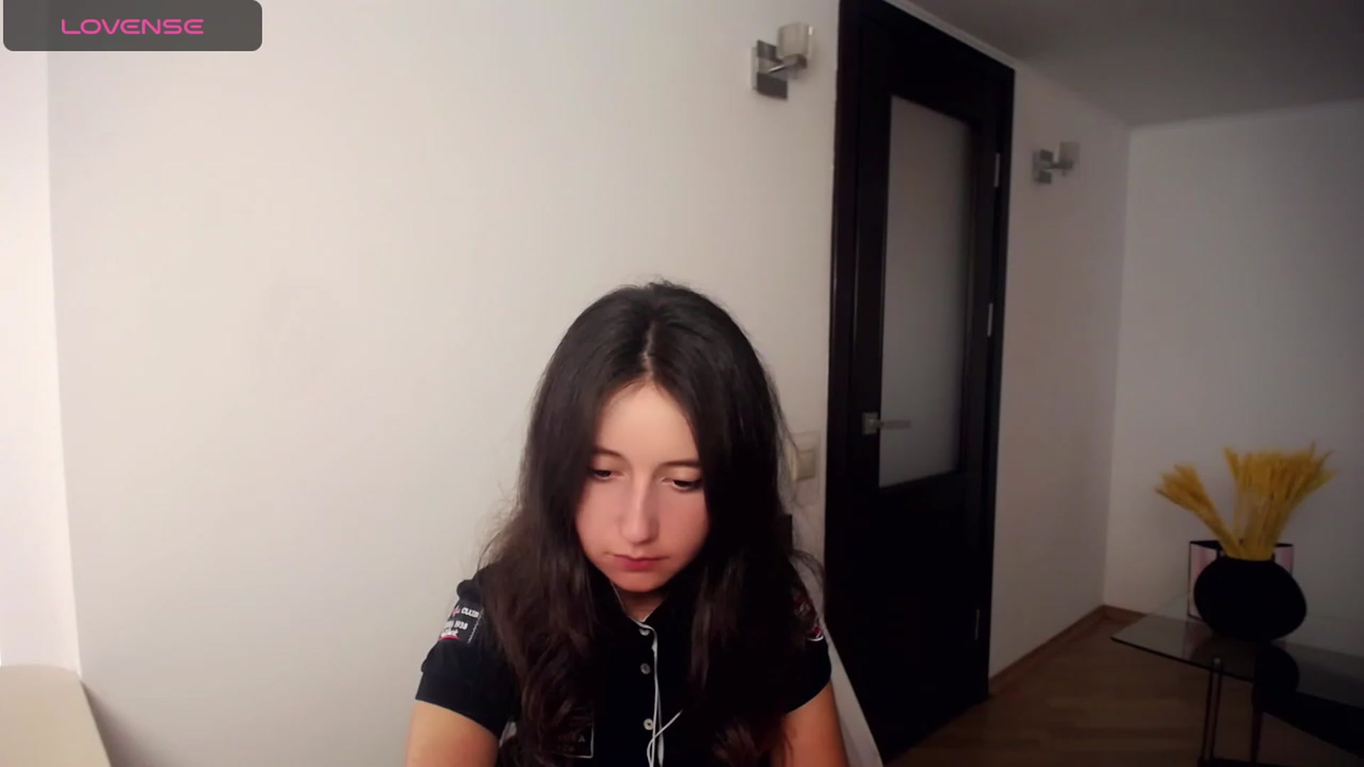 Gallery image thumbnail from KiraSupreme's myfreecams stream on, 09/18/2023, 15:01 image 16 of 20