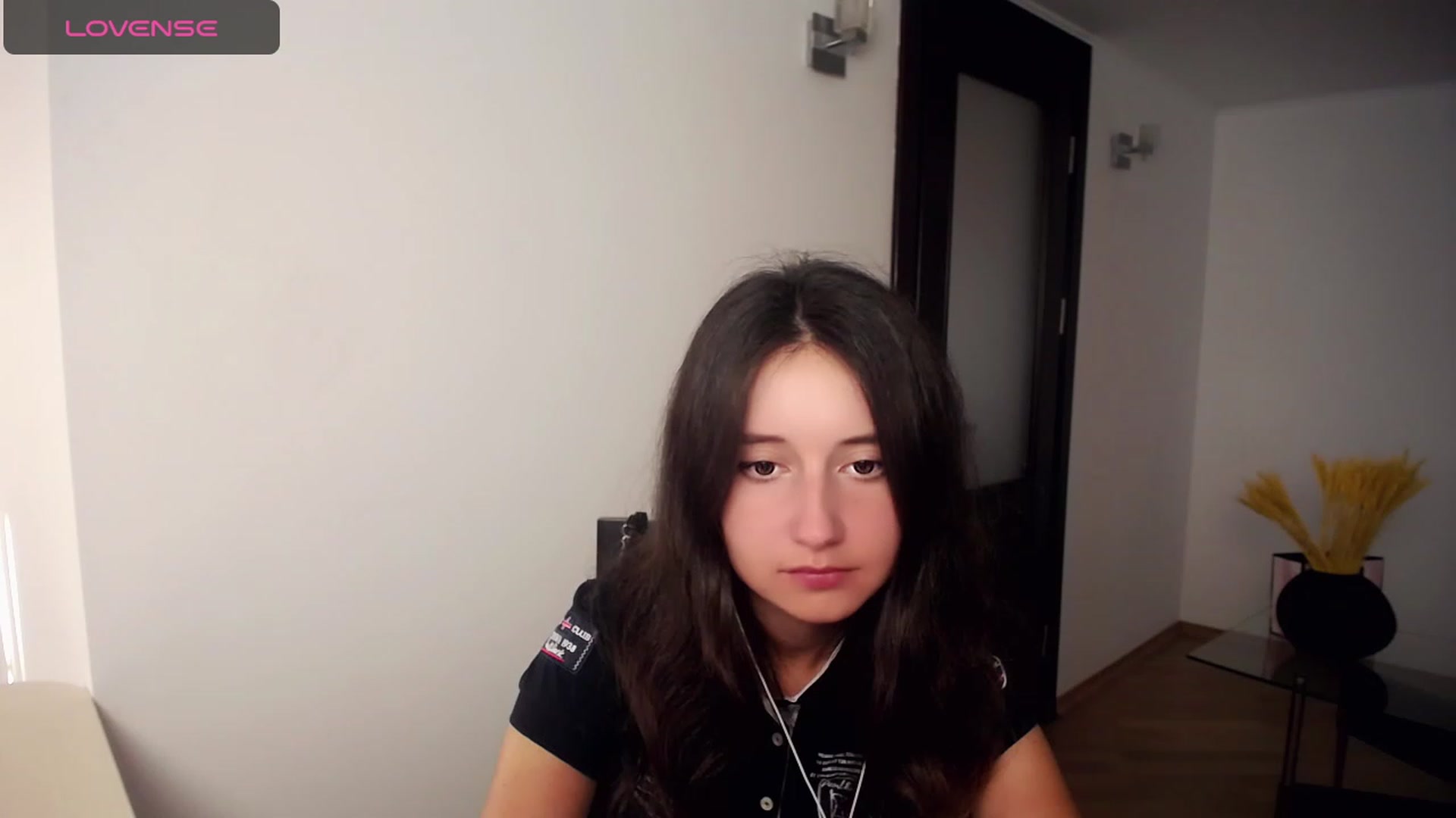 Gallery image thumbnail from KiraSupreme's myfreecams stream on, 09/18/2023, 15:34 image 2 of 20