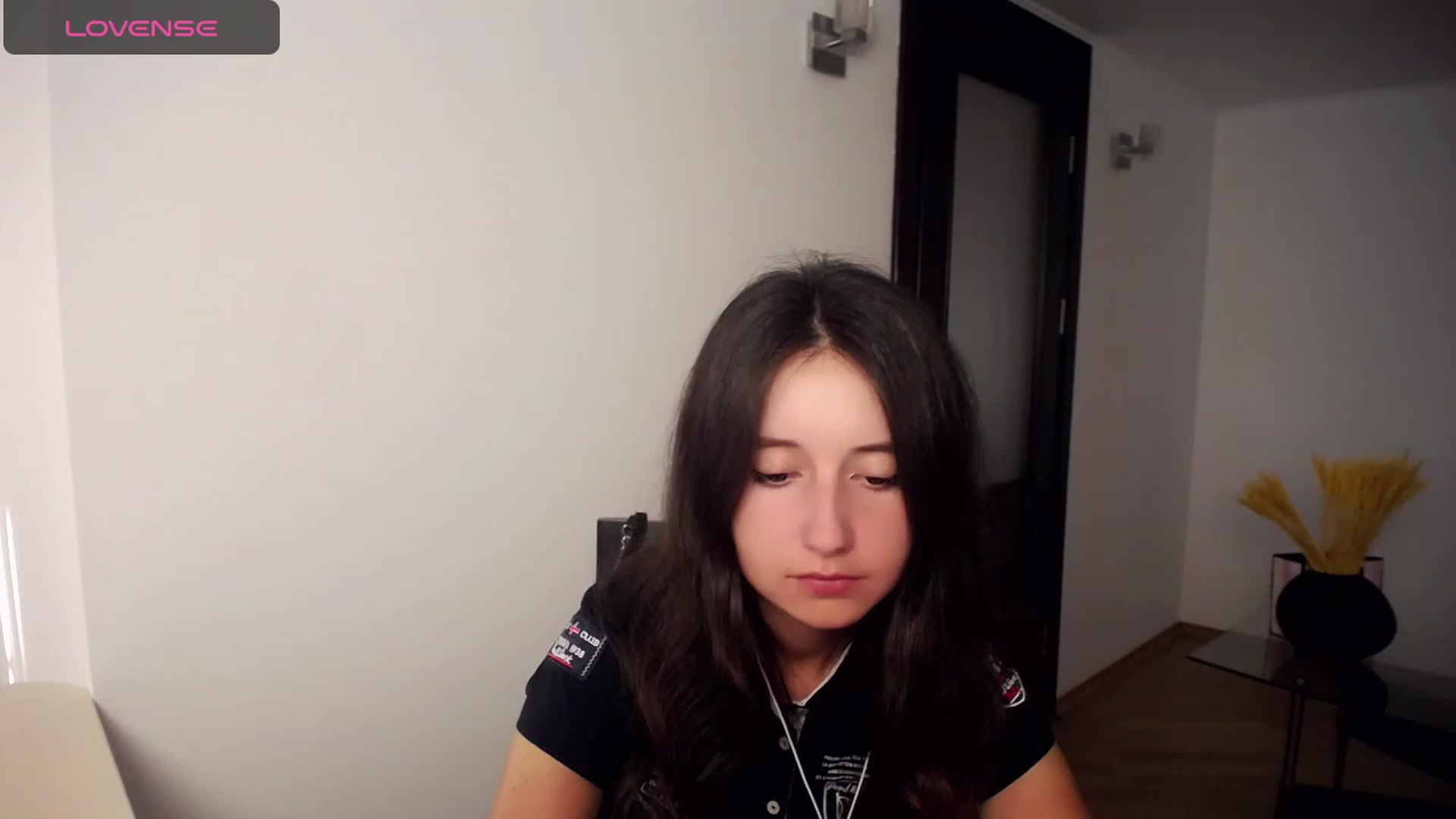 Gallery image thumbnail from KiraSupreme's myfreecams stream on, 09/18/2023, 15:34 image 5 of 20