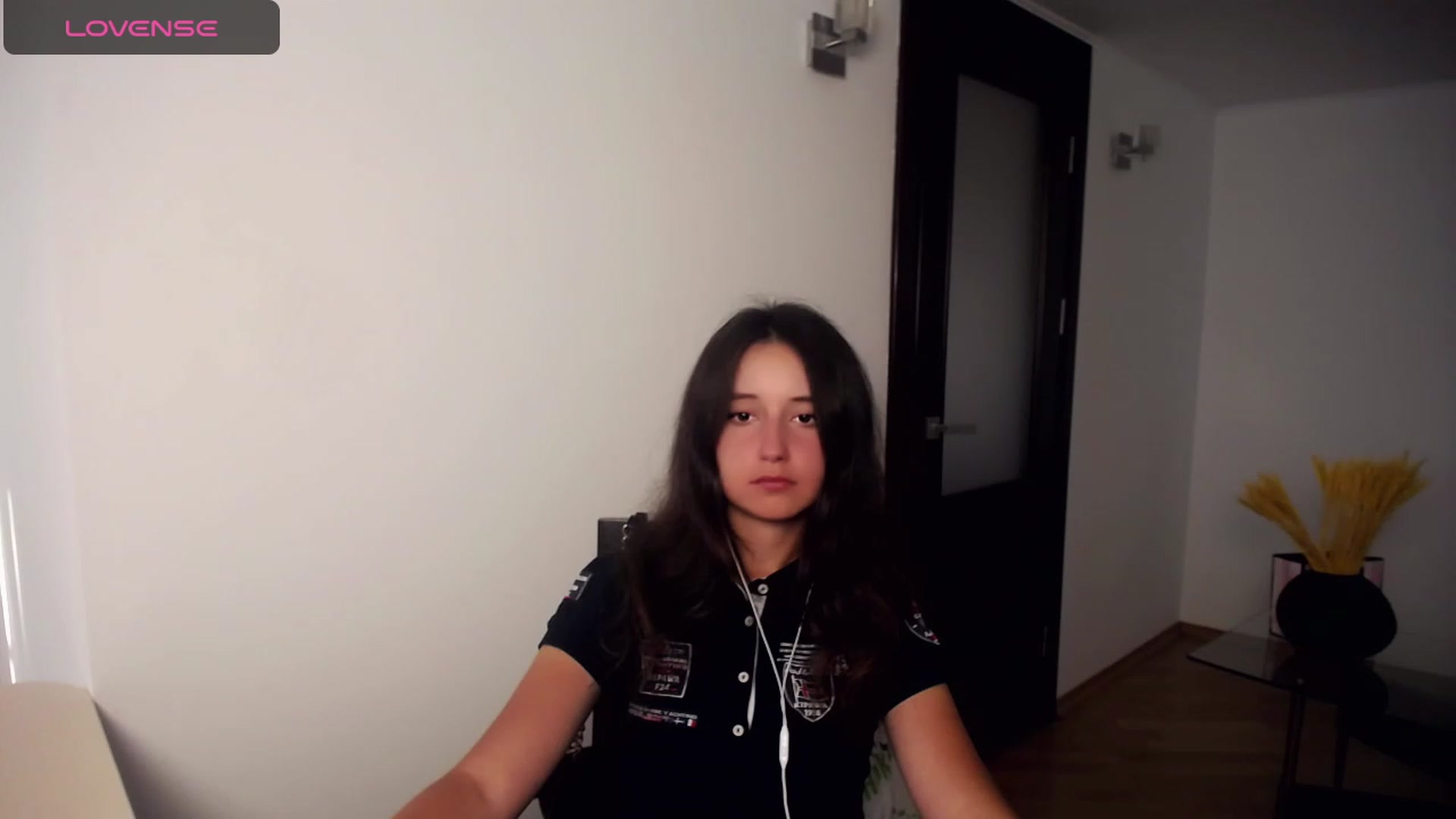 Gallery image thumbnail from KiraSupreme's myfreecams stream on, 09/18/2023, 15:34 image 10 of 20