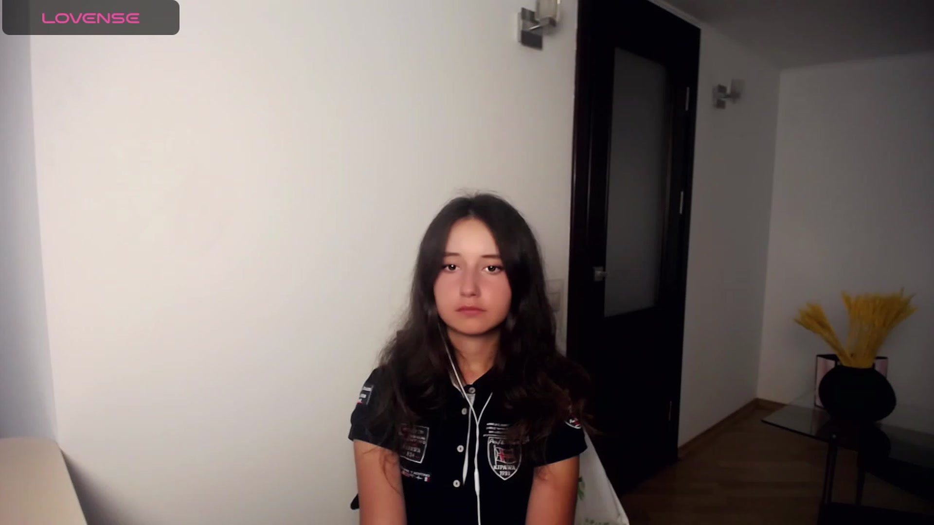 Gallery image thumbnail from KiraSupreme's myfreecams stream on, 09/18/2023, 15:52 image 15 of 20