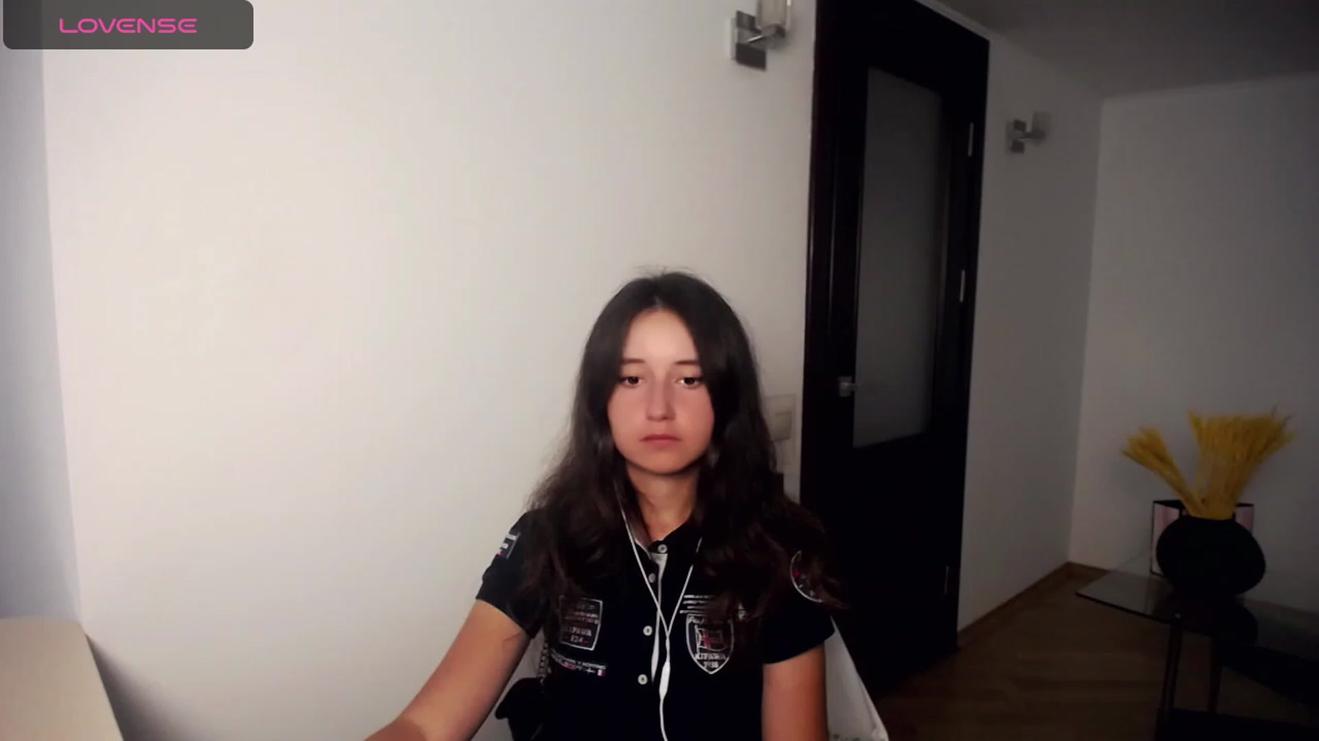 Gallery image thumbnail from KiraSupreme's myfreecams stream on, 09/18/2023, 15:52 image 14 of 20
