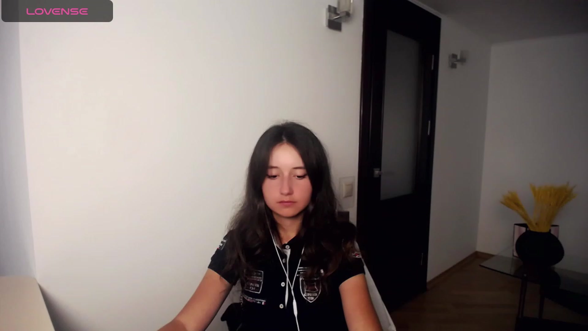Gallery image thumbnail from KiraSupreme's myfreecams stream on, 09/18/2023, 15:52 image 11 of 20