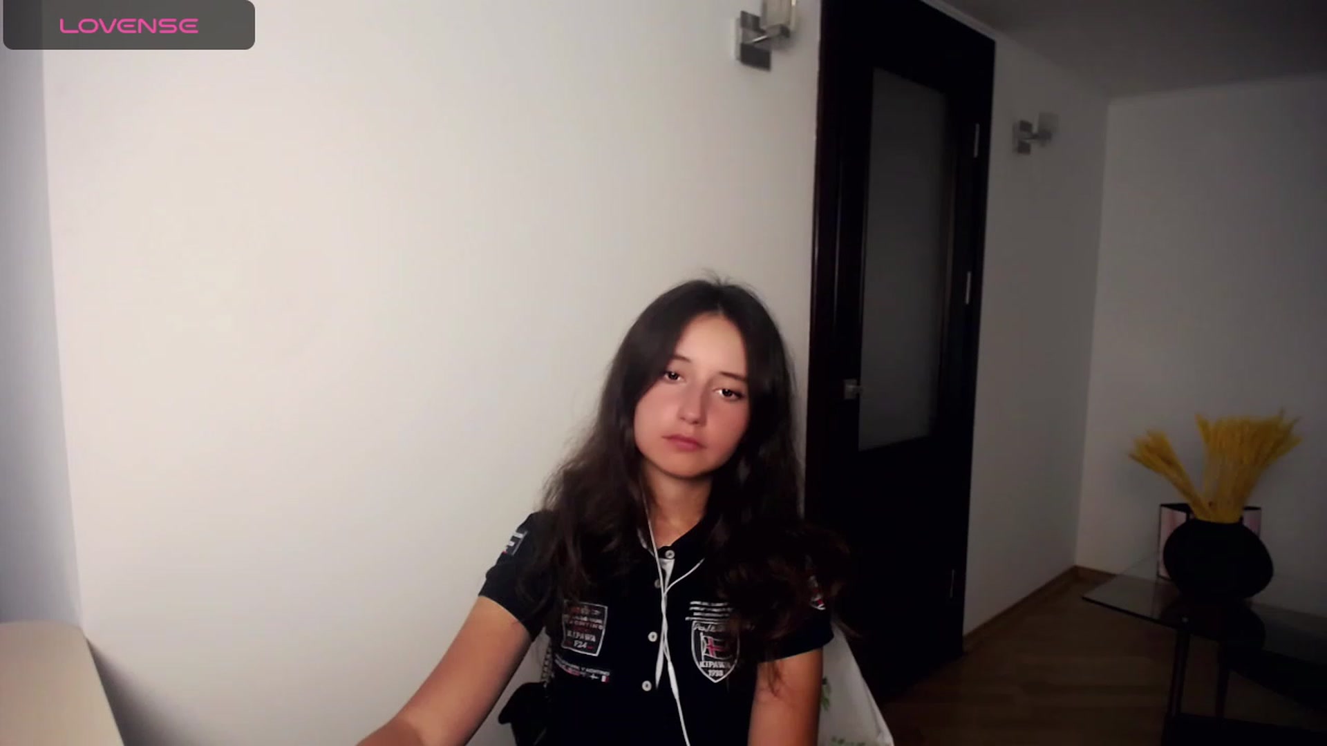 Gallery image thumbnail from KiraSupreme's myfreecams stream on, 09/18/2023, 15:52 image 17 of 20
