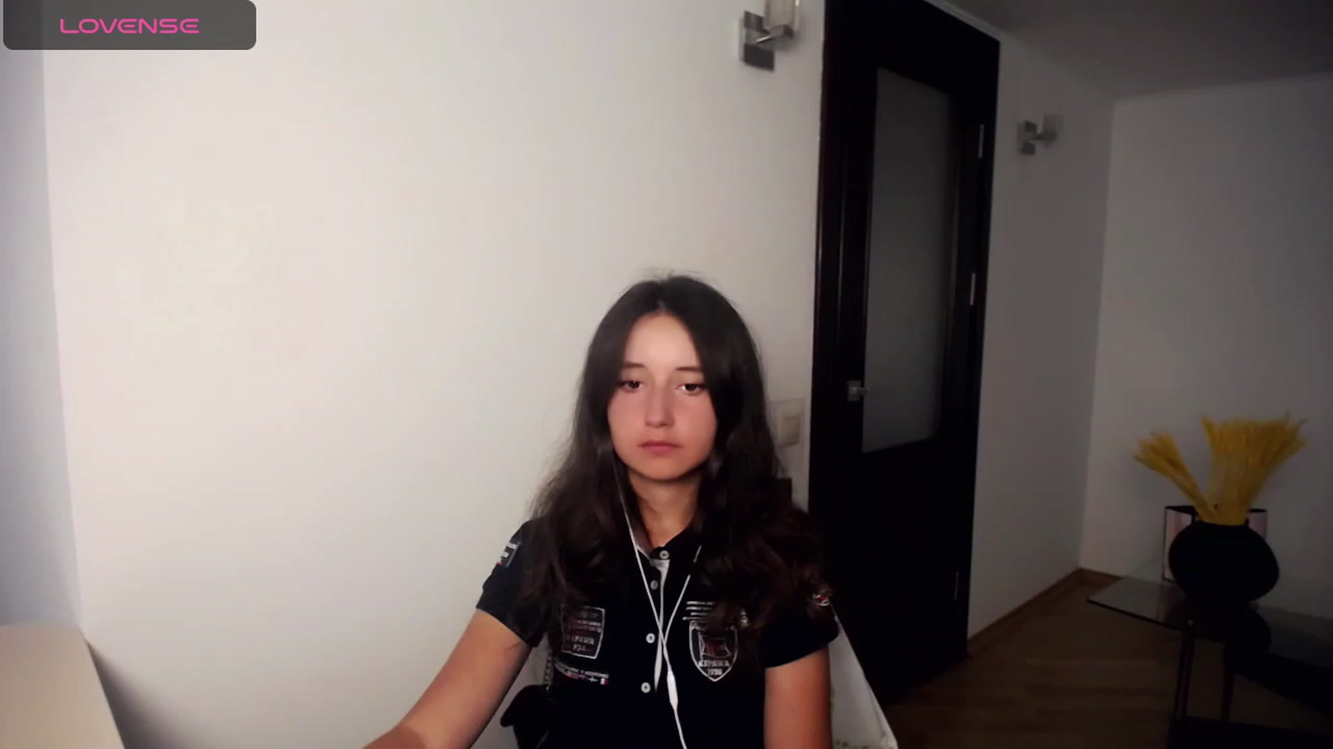Gallery image thumbnail from KiraSupreme's myfreecams stream on, 09/18/2023, 15:52 image 12 of 20