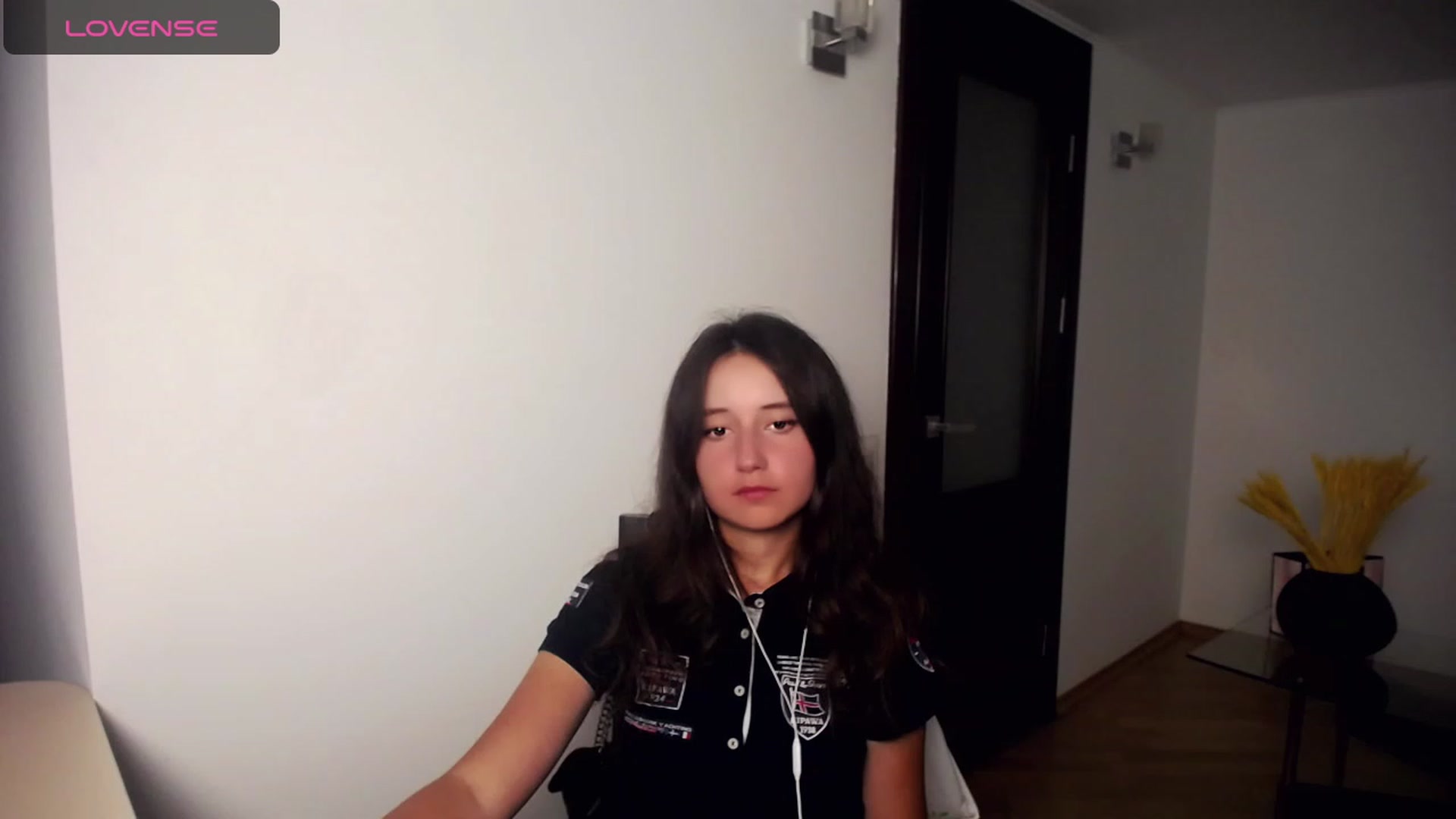 Gallery image thumbnail from KiraSupreme's myfreecams stream on, 09/18/2023, 17:24 image 8 of 20