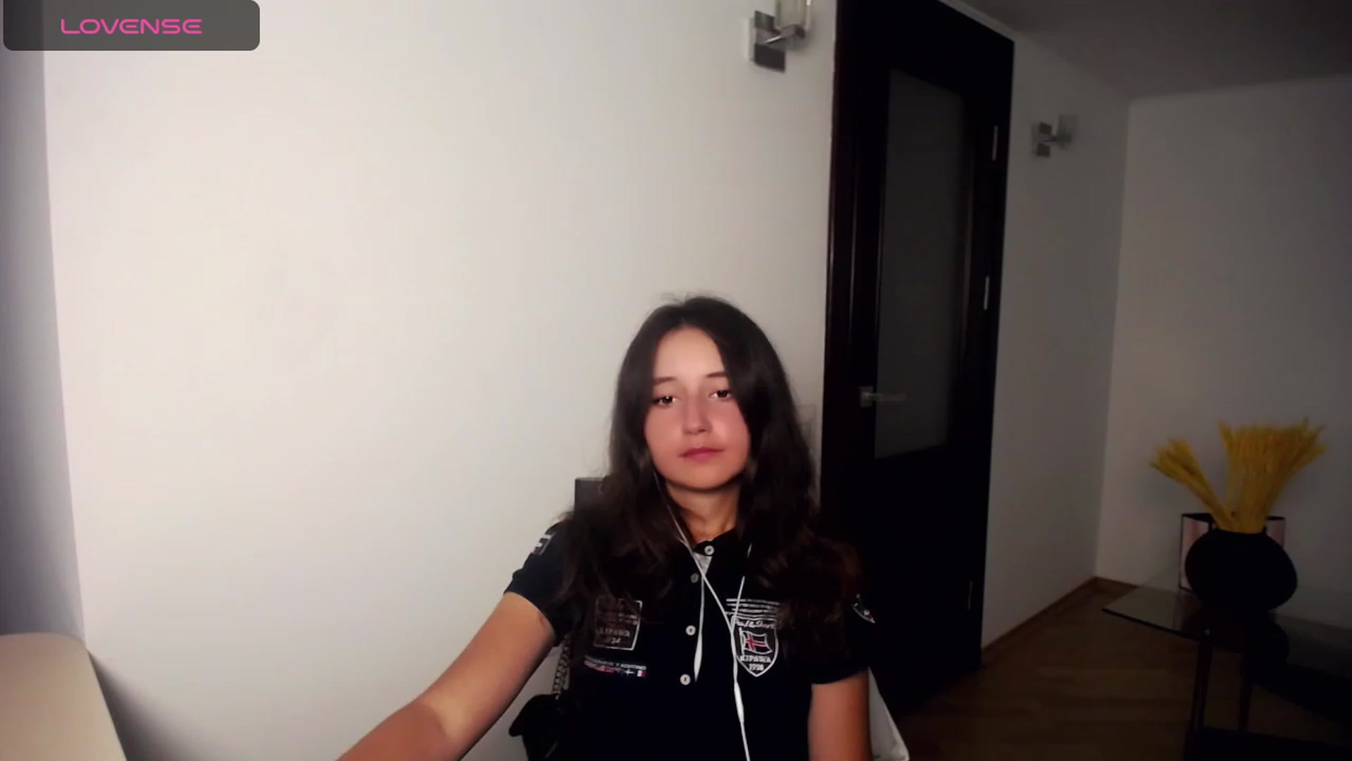 Gallery image thumbnail from KiraSupreme's myfreecams stream on, 09/18/2023, 17:24 image 5 of 20