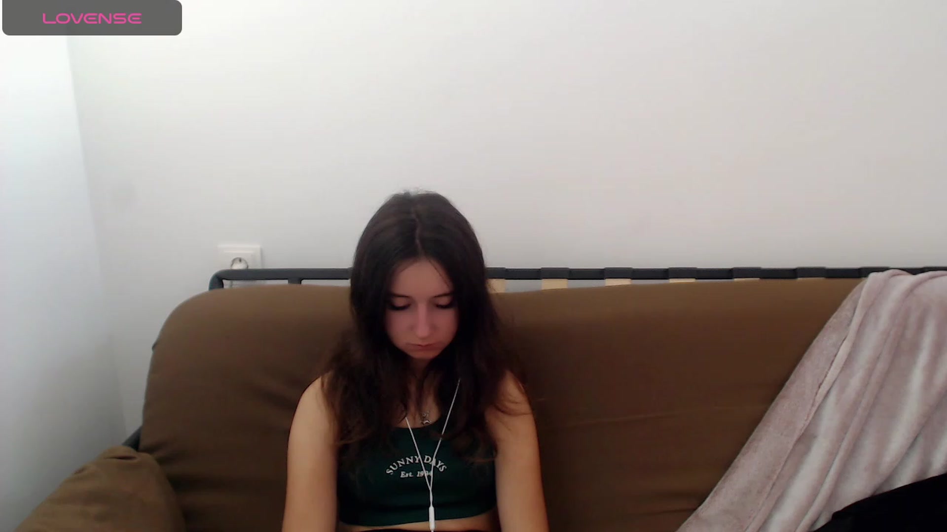 Gallery image thumbnail from KiraSupreme's myfreecams stream on, 10/16/2023, 14:29 image 9 of 20