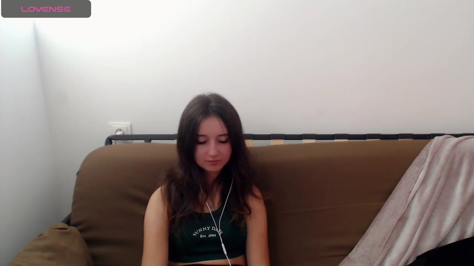 Gallery image thumbnail from KiraSupreme's myfreecams stream on, 10/16/2023, 14:29 image 2 of 20