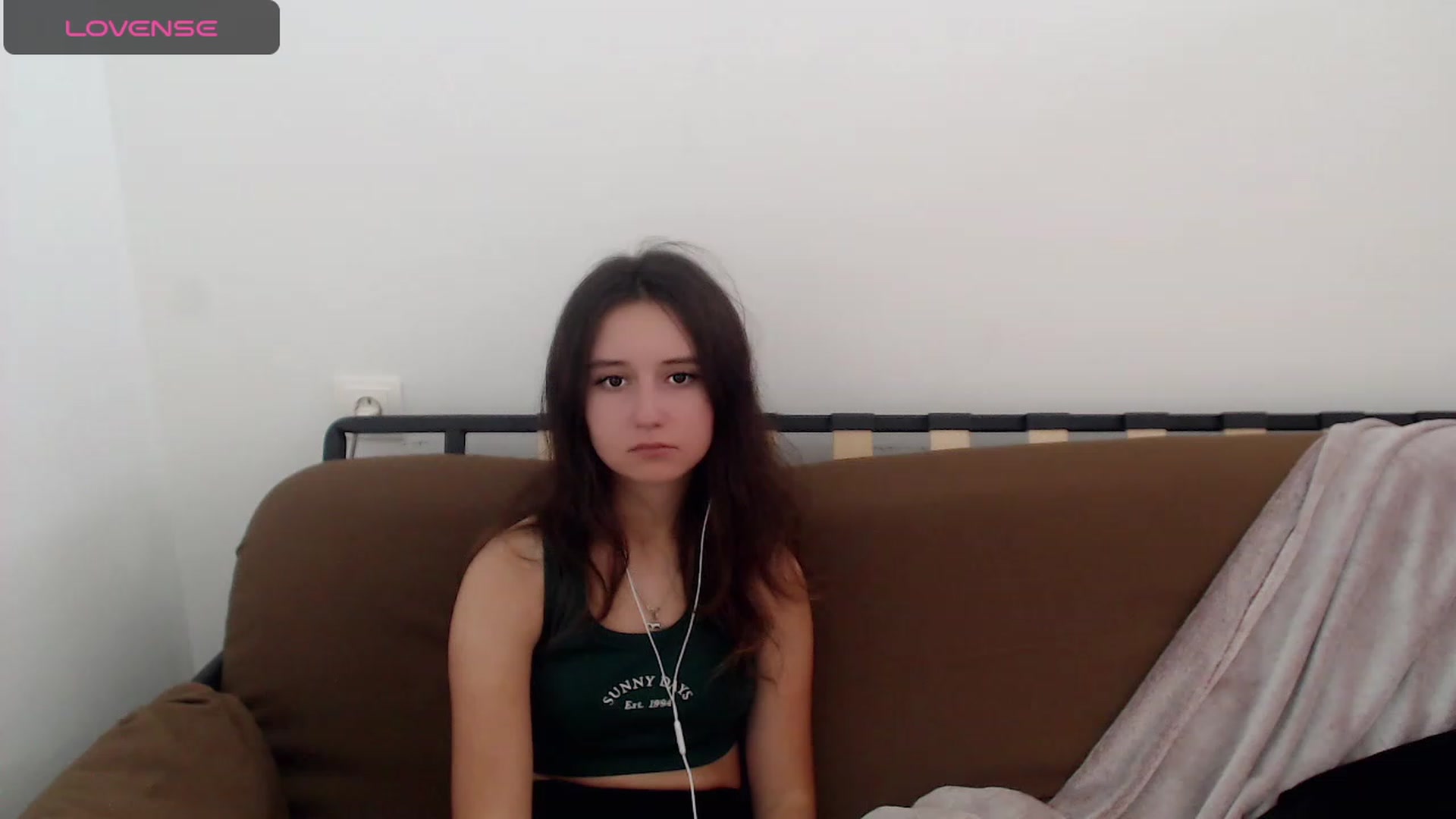 Gallery image thumbnail from KiraSupreme's myfreecams stream on, 10/16/2023, 14:29 image 14 of 20
