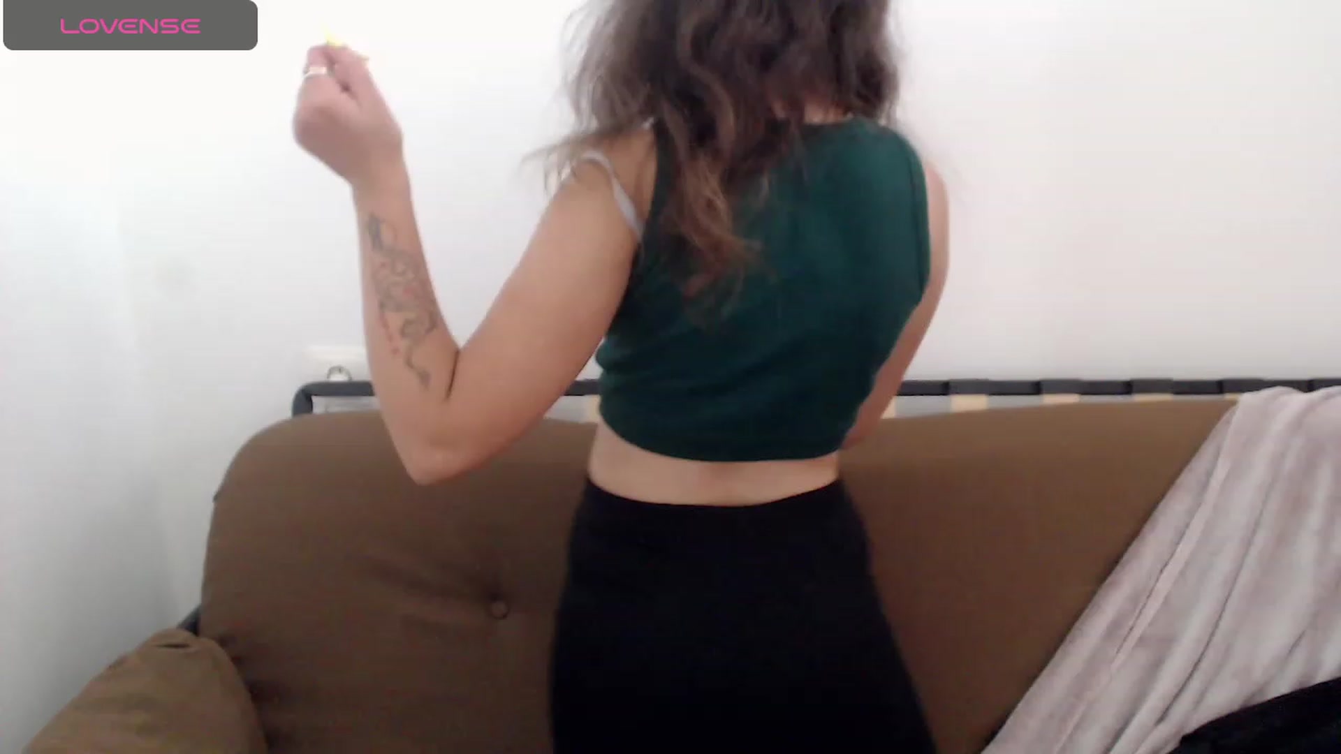 Gallery image thumbnail from KiraSupreme's myfreecams stream on, 10/16/2023, 14:29 image 19 of 20