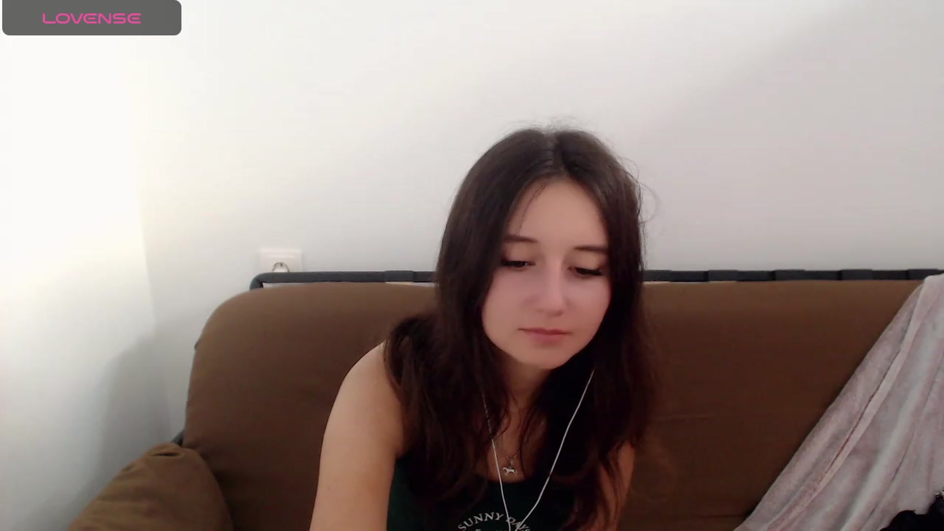 Gallery image thumbnail from KiraSupreme's myfreecams stream on, 10/16/2023, 14:51 image 14 of 20