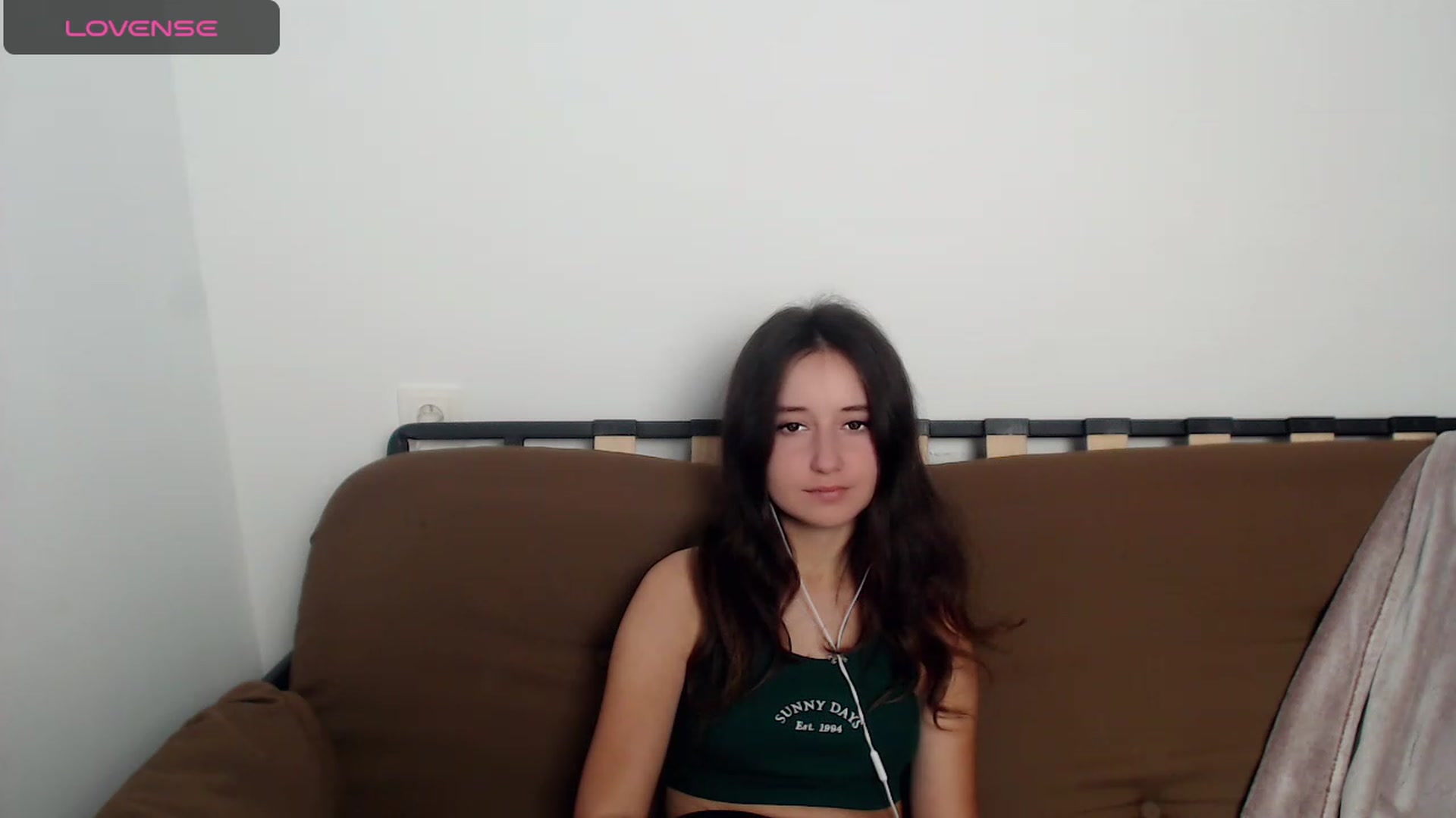 Gallery image thumbnail from KiraSupreme's myfreecams stream on, 10/16/2023, 15:45 image 19 of 20