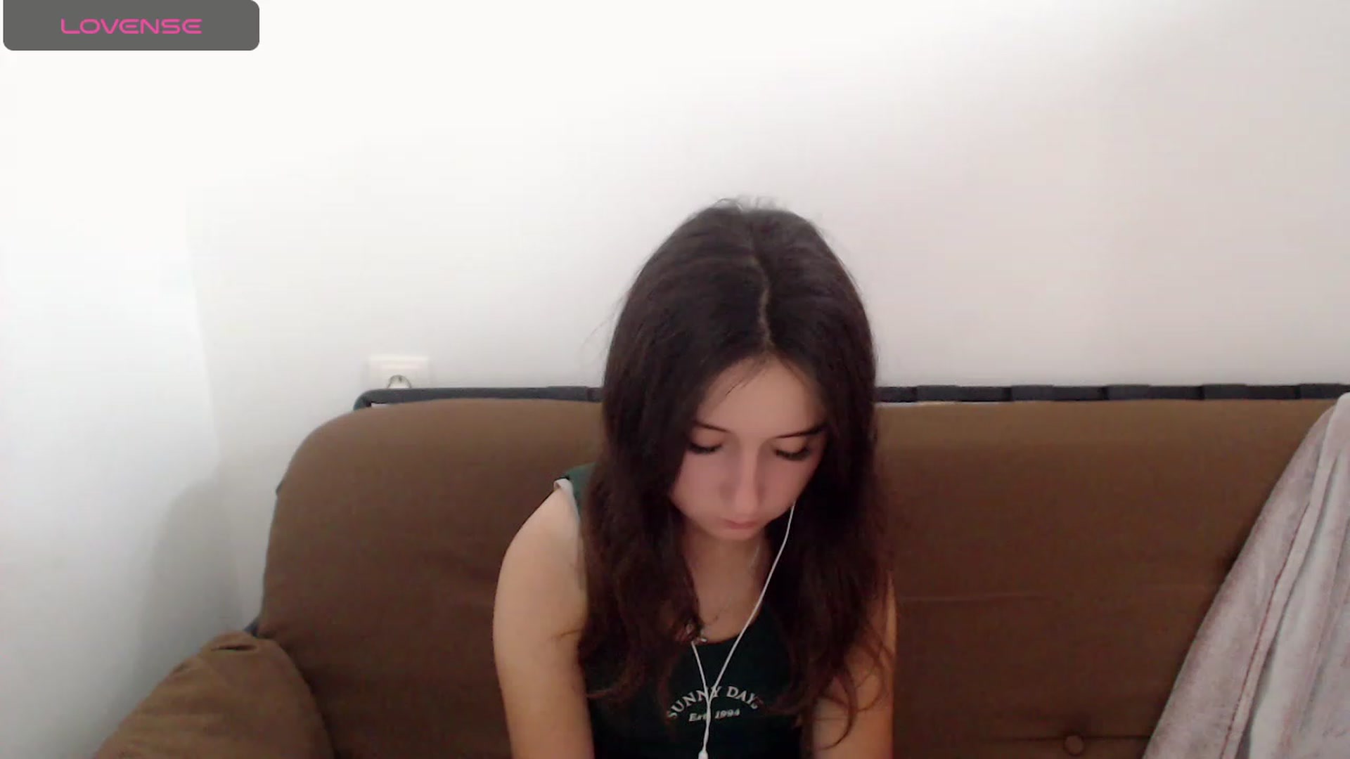 Gallery image thumbnail from KiraSupreme's myfreecams stream on, 10/16/2023, 15:45 image 2 of 20