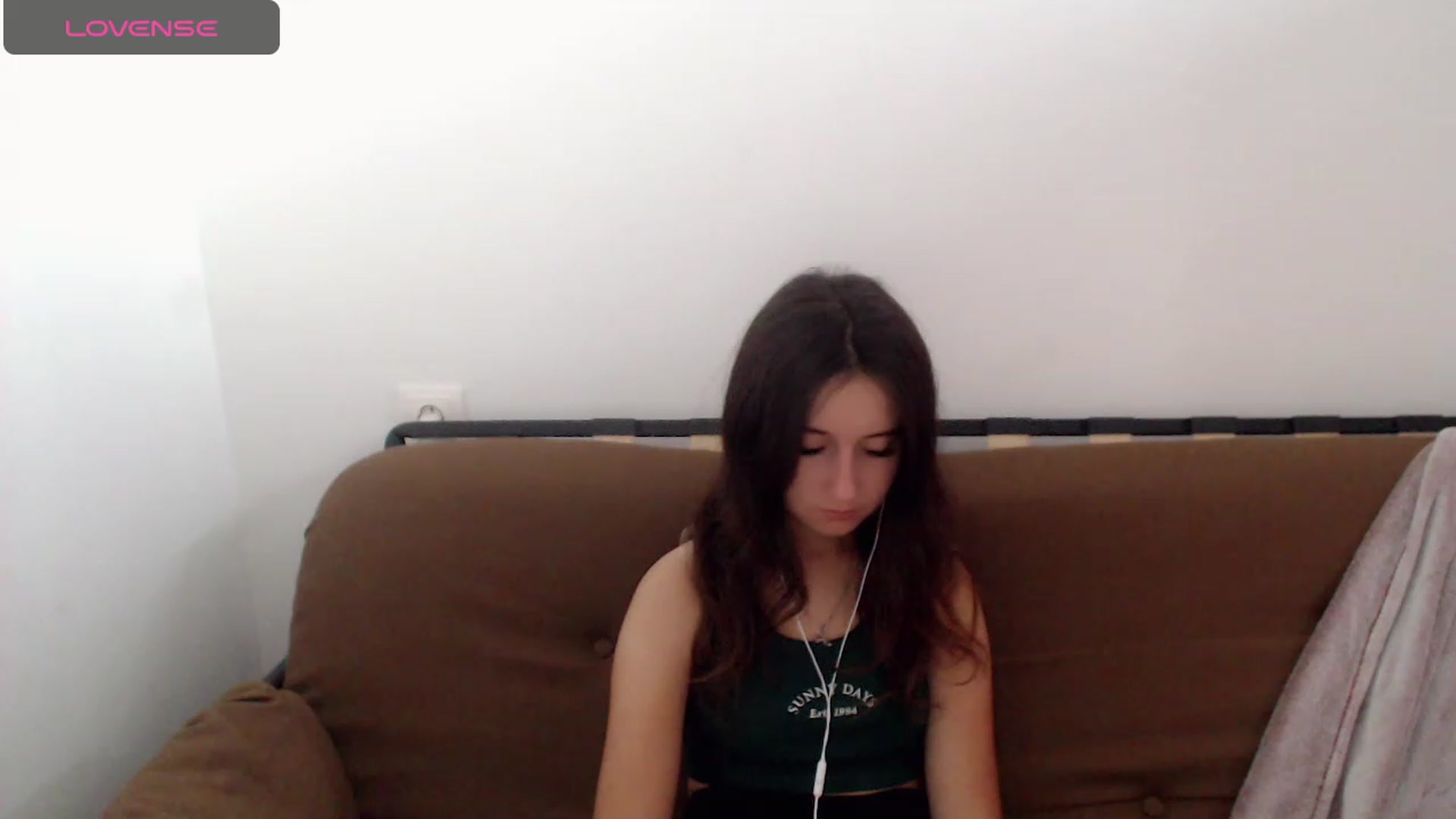 Gallery image thumbnail from KiraSupreme's myfreecams stream on, 10/16/2023, 15:45 image 6 of 20