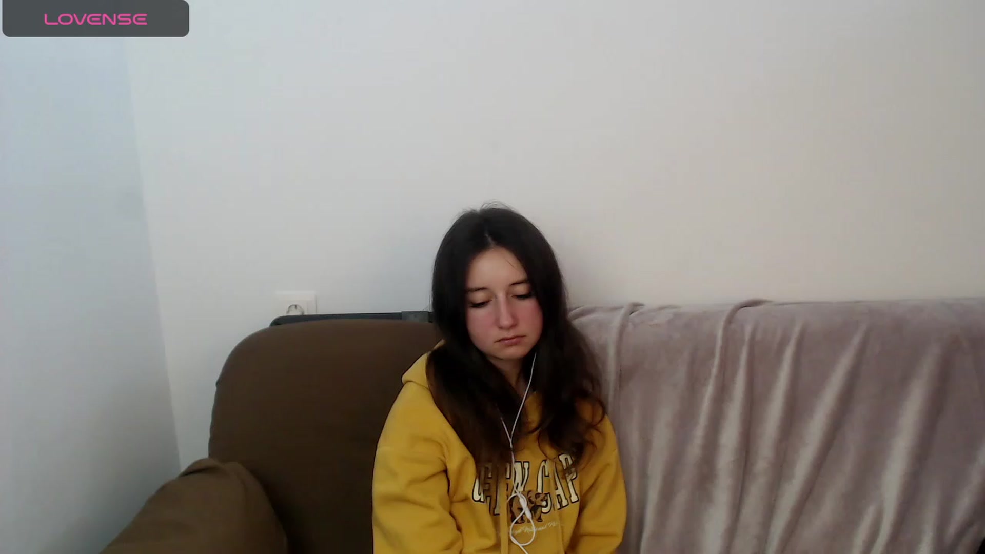 Gallery image thumbnail from KiraSupreme's myfreecams stream on, 10/17/2023, 13:38 image 19 of 20
