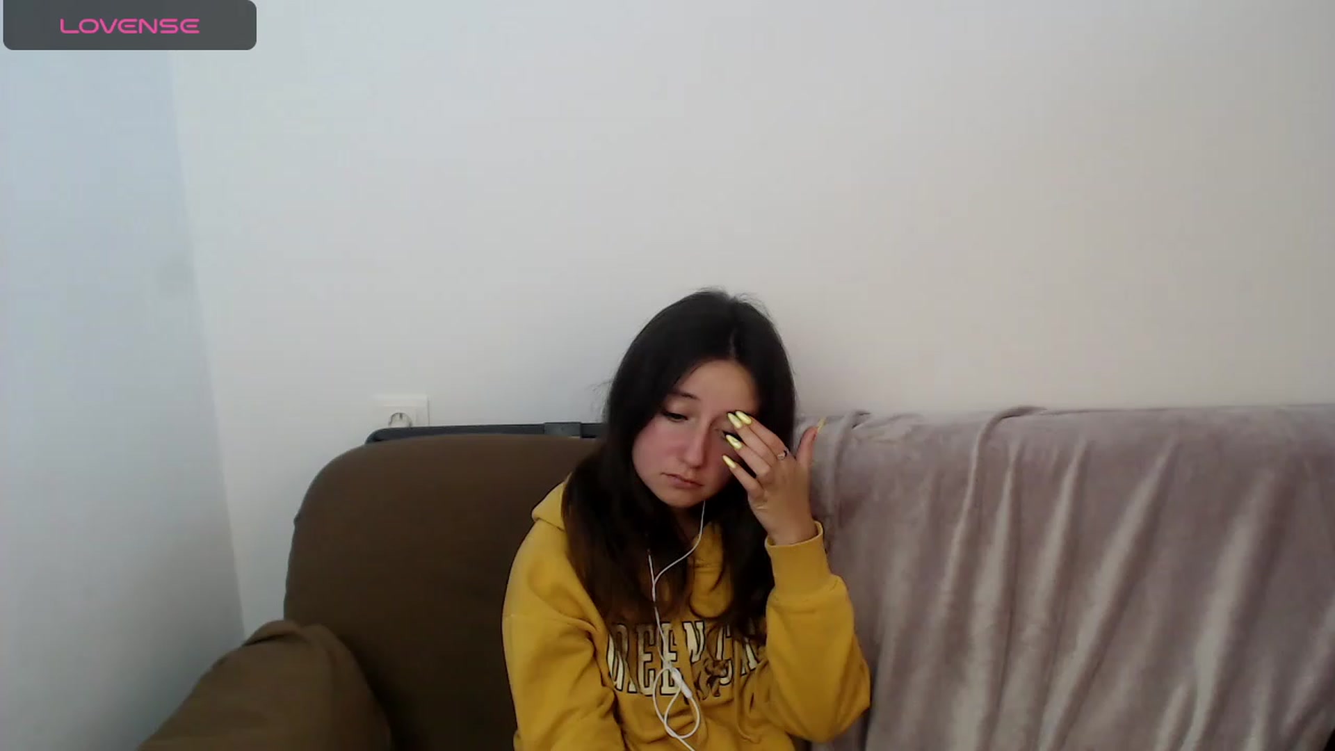 Gallery image thumbnail from KiraSupreme's myfreecams stream on, 10/17/2023, 13:38 image 7 of 20