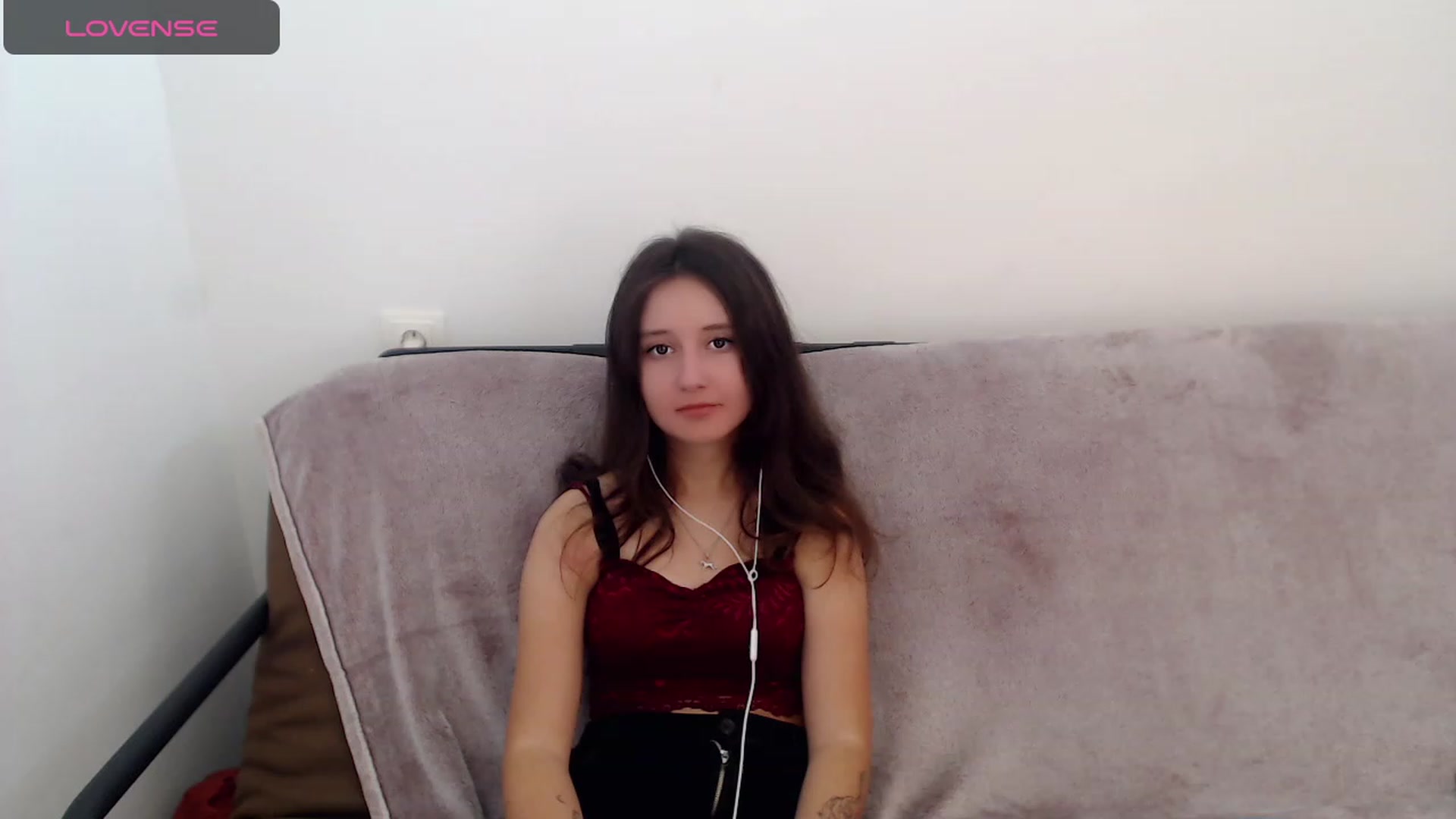 Gallery image thumbnail from KiraSupreme's myfreecams stream on, 10/26/2023, 10:44 image 11 of 20
