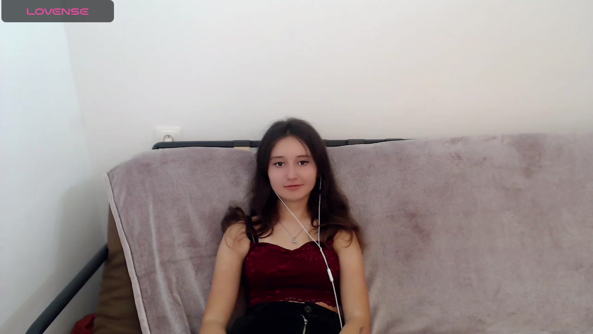 Gallery image thumbnail from KiraSupreme's myfreecams stream on, 10/26/2023, 10:44 image 17 of 20