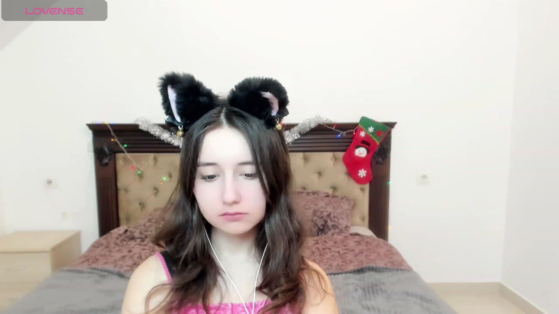 Gallery image thumbnail from KiraSupreme's myfreecams stream on, 12/25/2023, 18:45 image 7 of 20