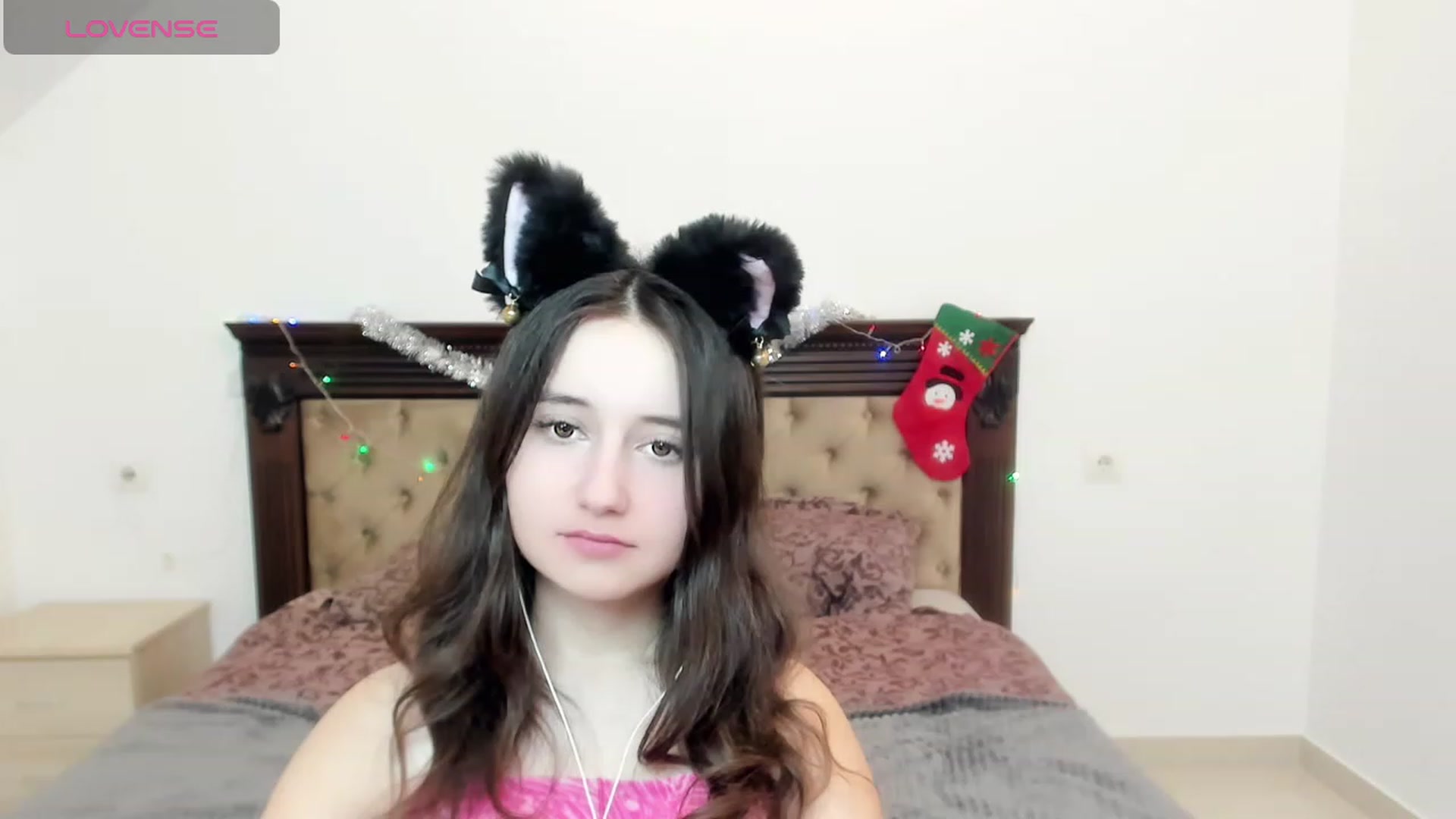Gallery image thumbnail from KiraSupreme's myfreecams stream on, 12/25/2023, 18:45 image 4 of 20