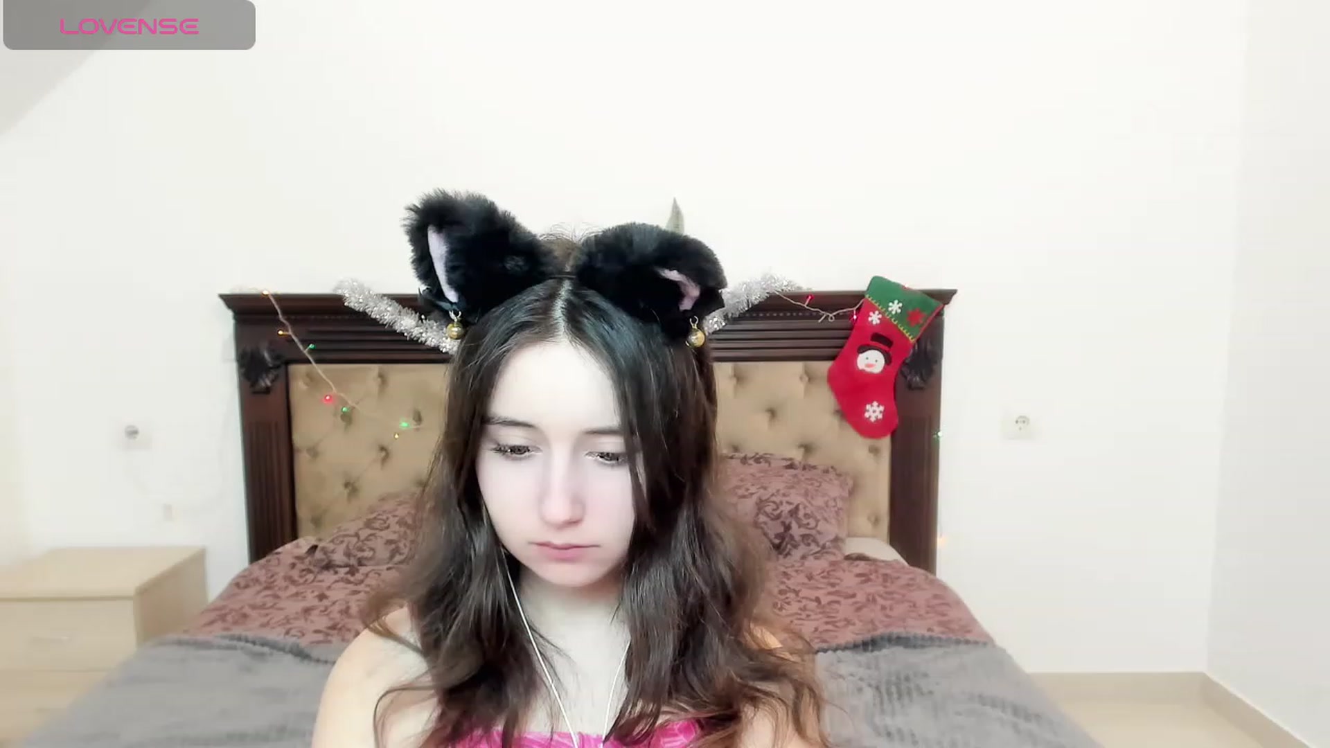 Gallery image thumbnail from KiraSupreme's myfreecams stream on, 12/25/2023, 18:45 image 16 of 20