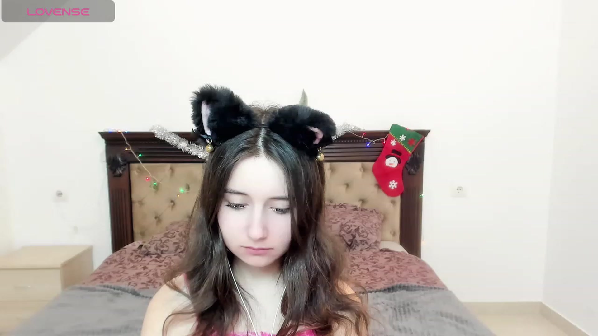 Gallery image thumbnail from KiraSupreme's myfreecams stream on, 12/25/2023, 18:45 image 17 of 20