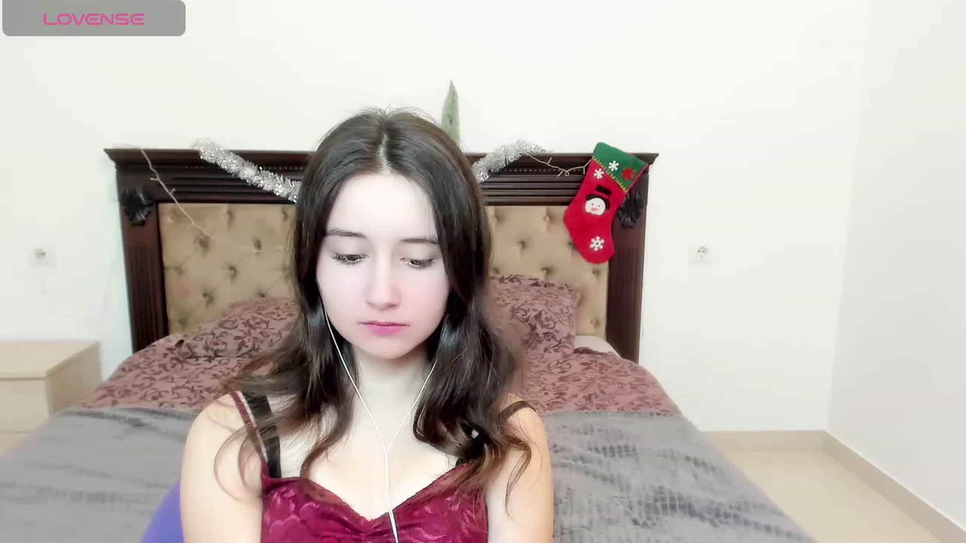 Gallery image thumbnail from KiraSupreme's myfreecams stream on, 12/26/2023, 12:27 image 12 of 20