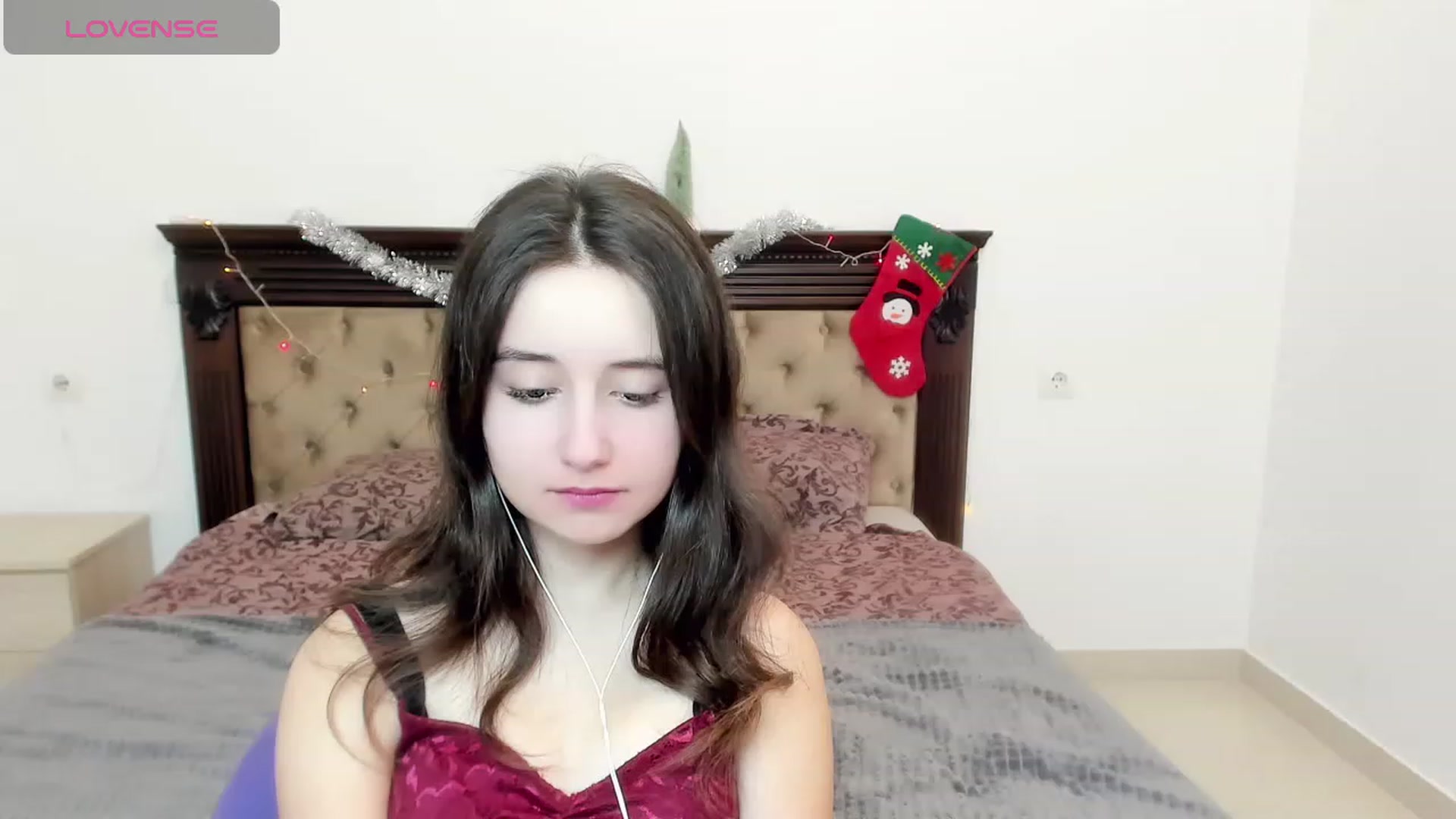 Gallery image thumbnail from KiraSupreme's myfreecams stream on, 12/26/2023, 12:27 image 15 of 20