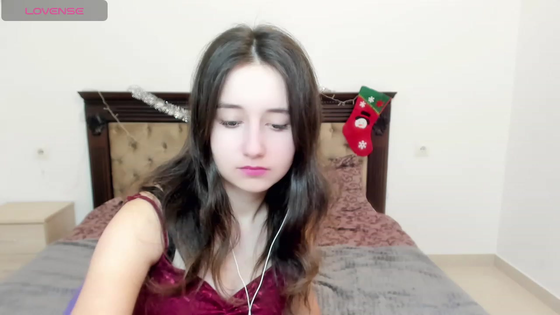 Gallery image thumbnail from KiraSupreme's myfreecams stream on, 12/26/2023, 15:29 image 5 of 20