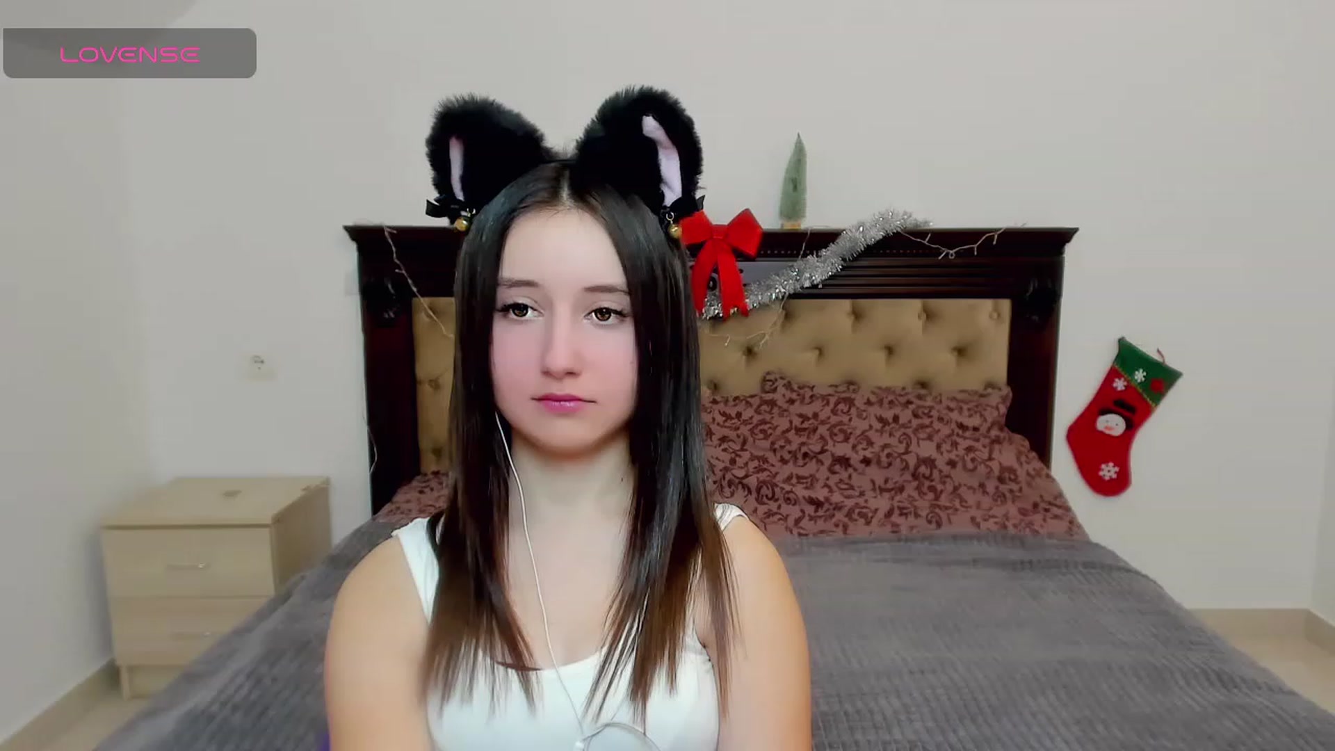 Gallery image thumbnail from KiraSupreme's myfreecams stream on, 01/06/2024, 14:25 image 15 of 20