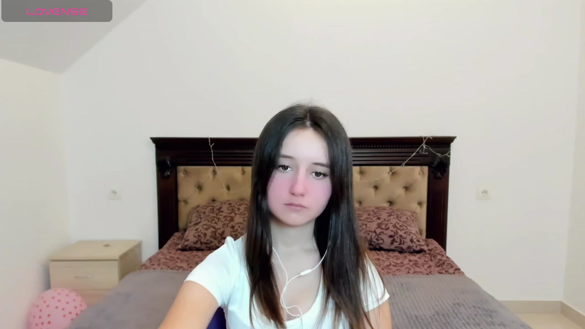 Gallery image thumbnail from KiraSupreme's myfreecams stream on, 03/01/2024, 14:33 image 17 of 20