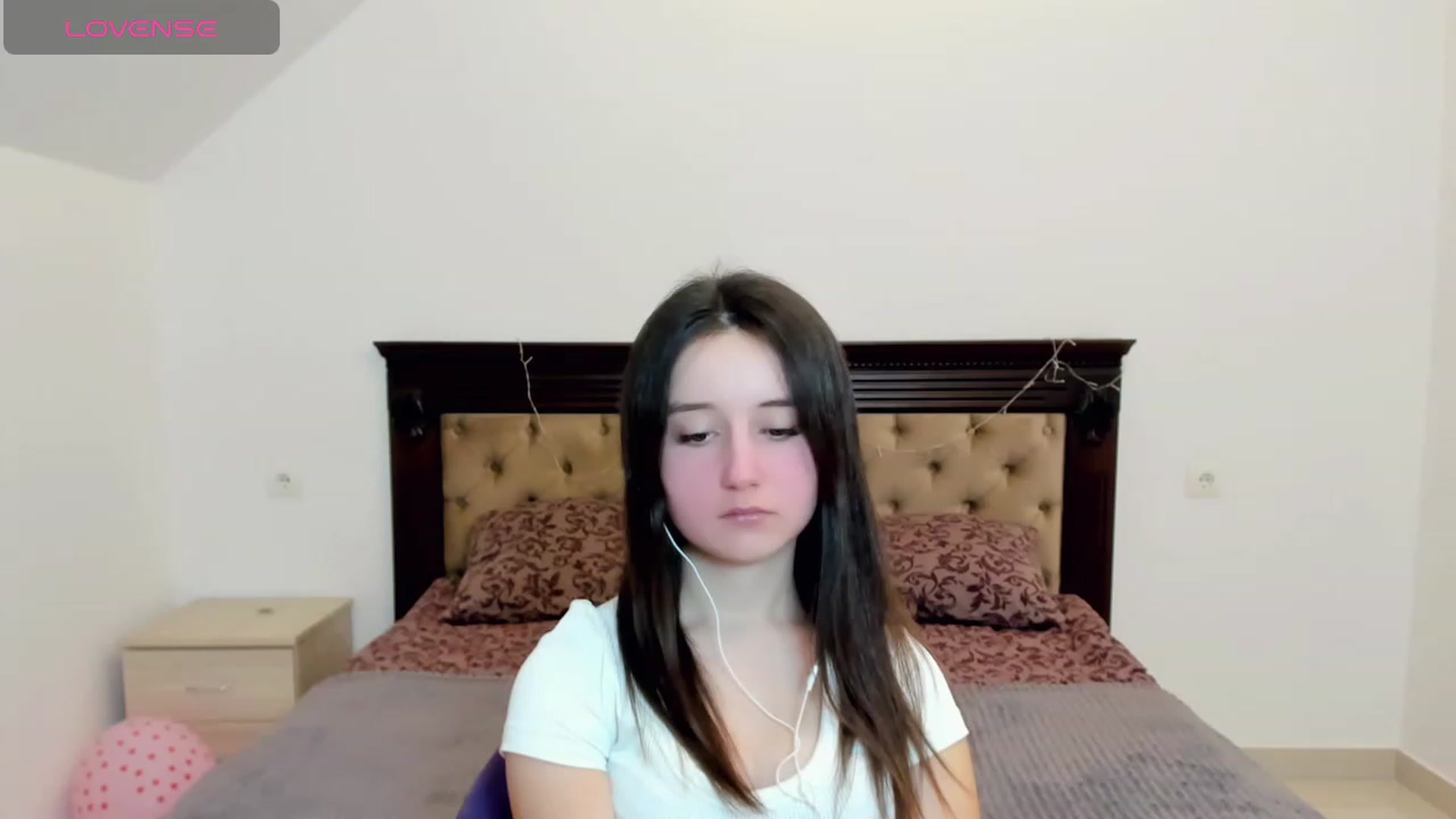 Gallery image thumbnail from KiraSupreme's myfreecams stream on, 03/01/2024, 14:33 image 1 of 20