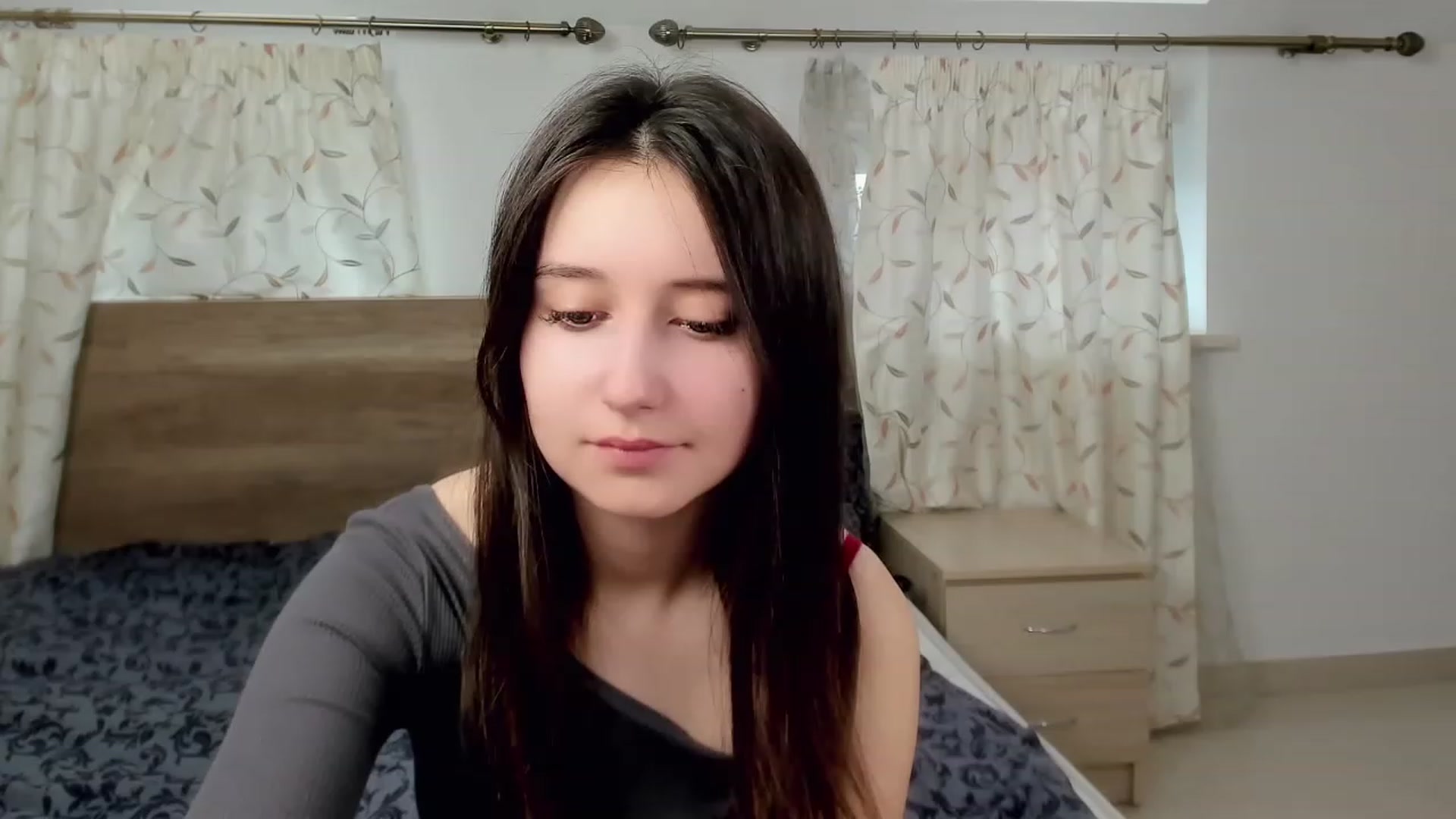 Gallery image thumbnail from KiraSupreme's myfreecams stream on, 03/04/2024, 08:27 image 11 of 20