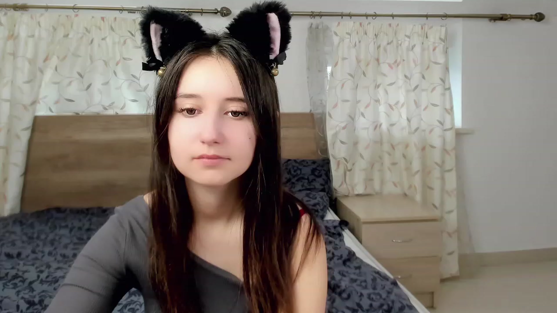 Gallery image thumbnail from KiraSupreme's myfreecams stream on, 03/04/2024, 08:27 image 14 of 20