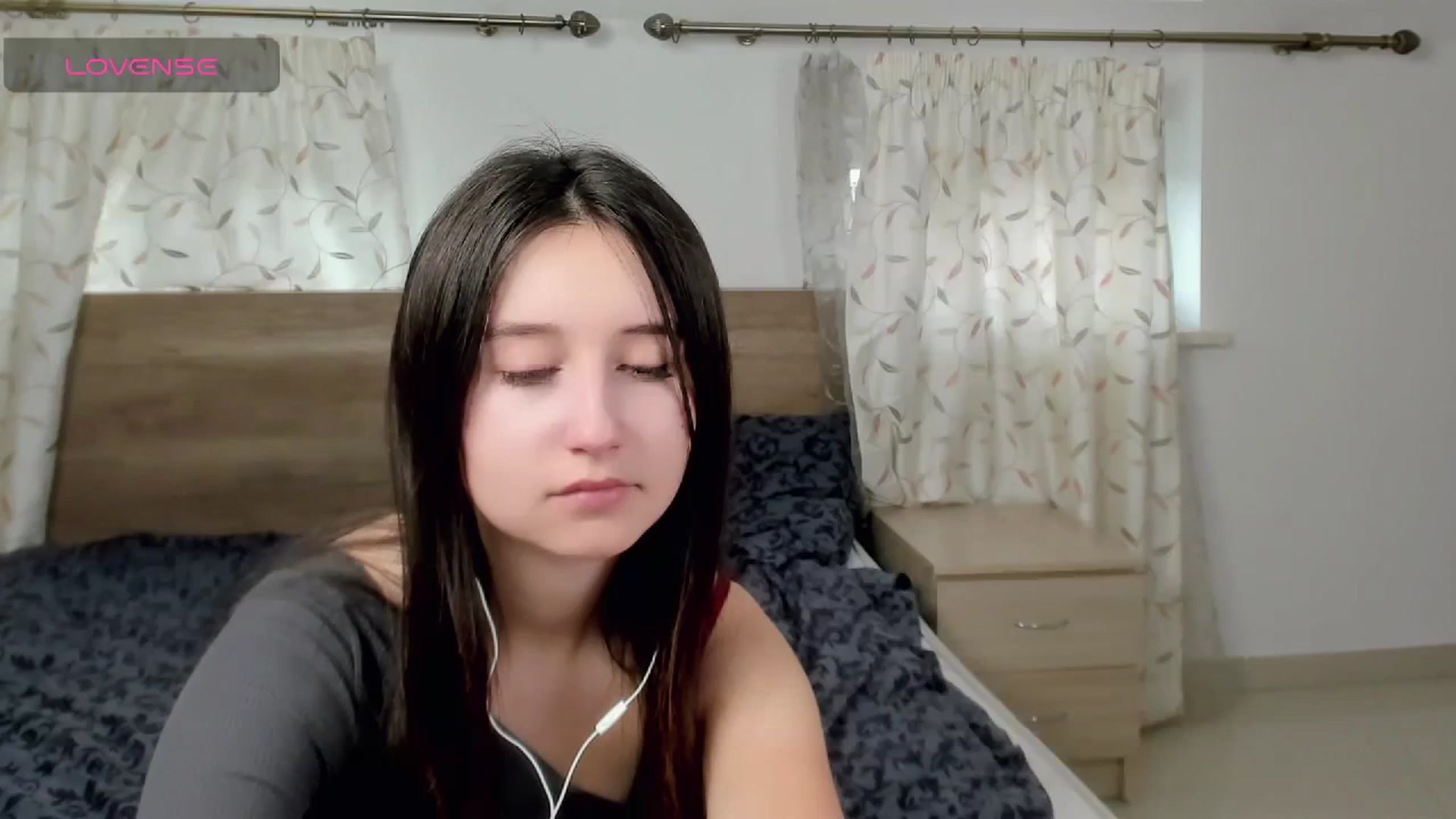 Gallery image thumbnail from KiraSupreme's myfreecams stream on, 03/04/2024, 11:01 image 13 of 20