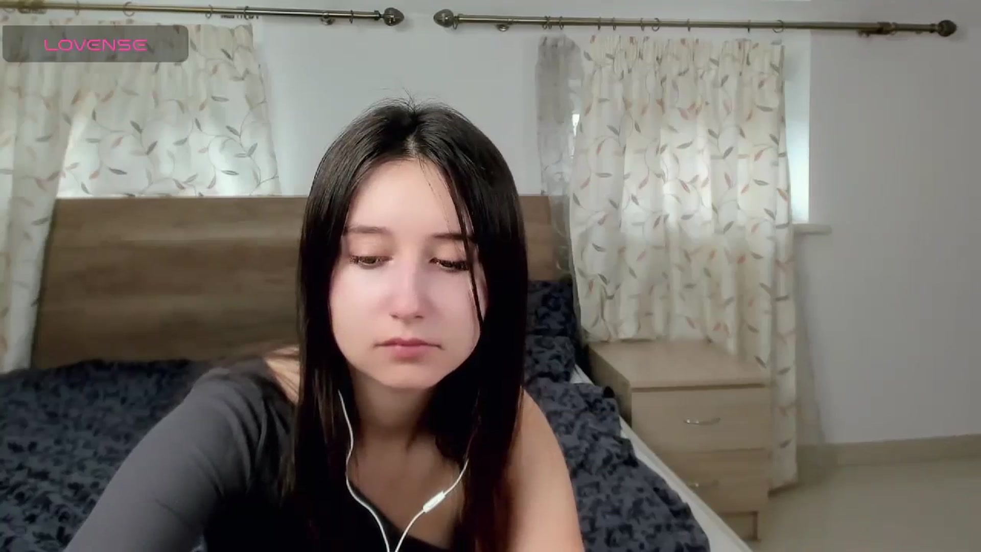 Gallery image thumbnail from KiraSupreme's myfreecams stream on, 03/04/2024, 11:01 image 17 of 20