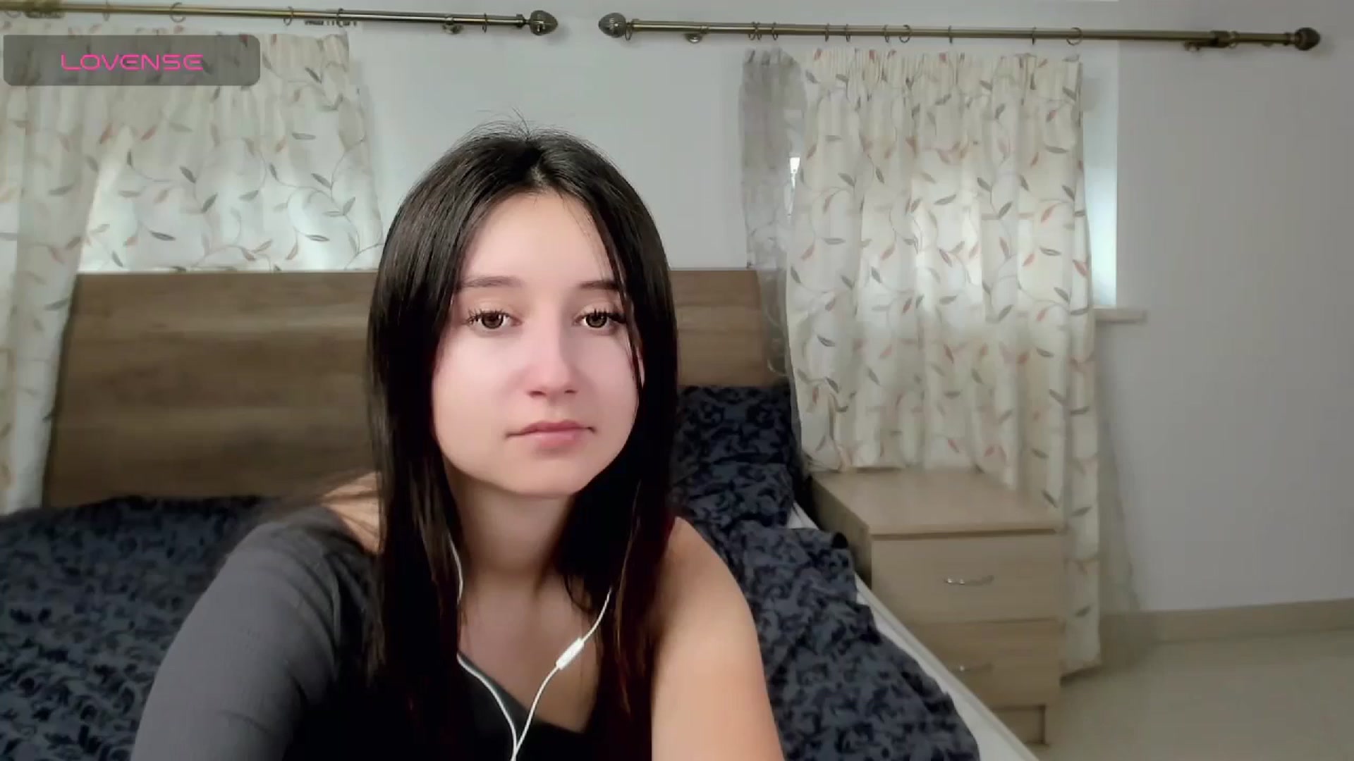 Gallery image thumbnail from KiraSupreme's myfreecams stream on, 03/04/2024, 11:01 image 14 of 20