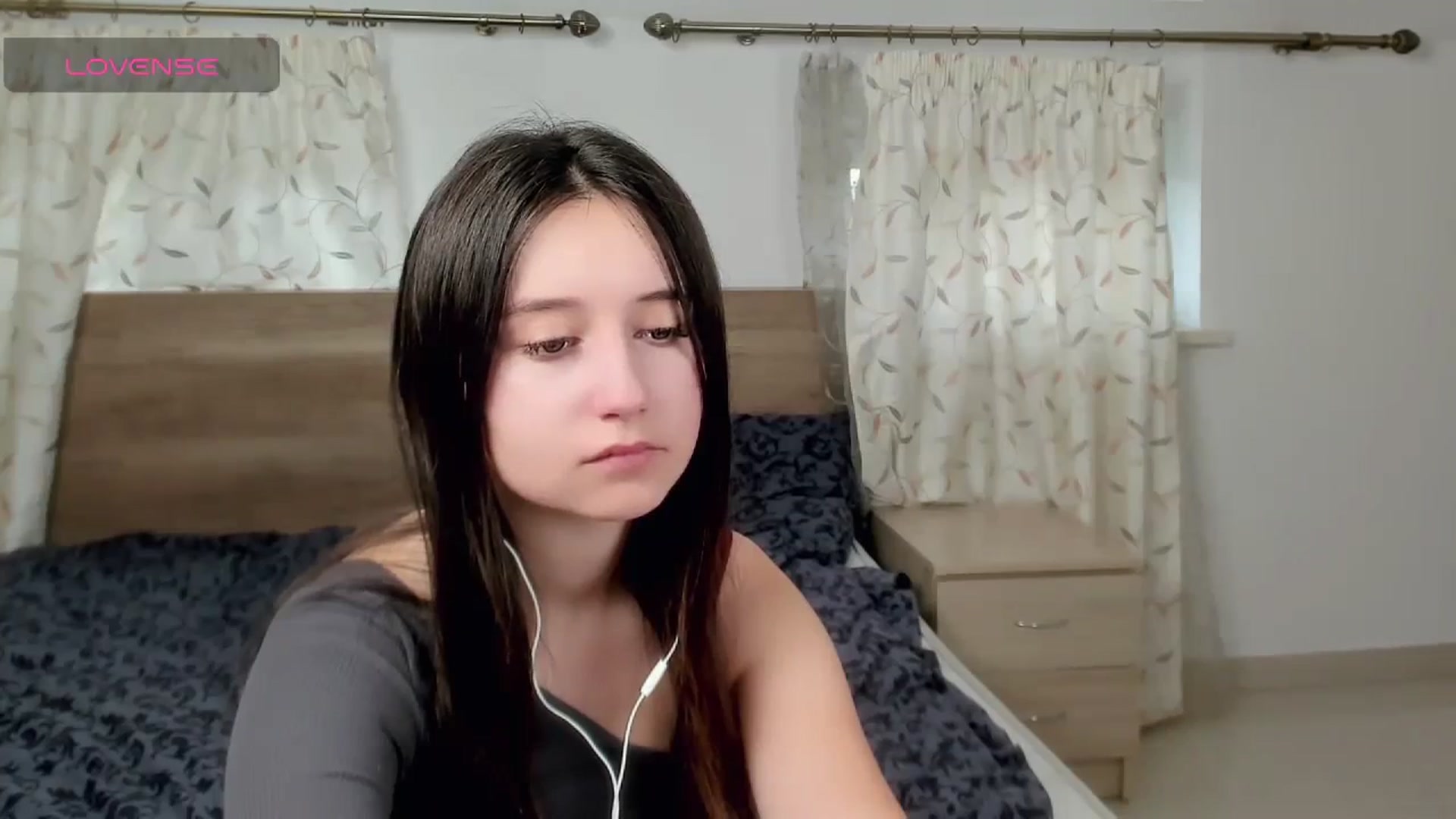 Gallery image thumbnail from KiraSupreme's myfreecams stream on, 03/04/2024, 11:01 image 6 of 20