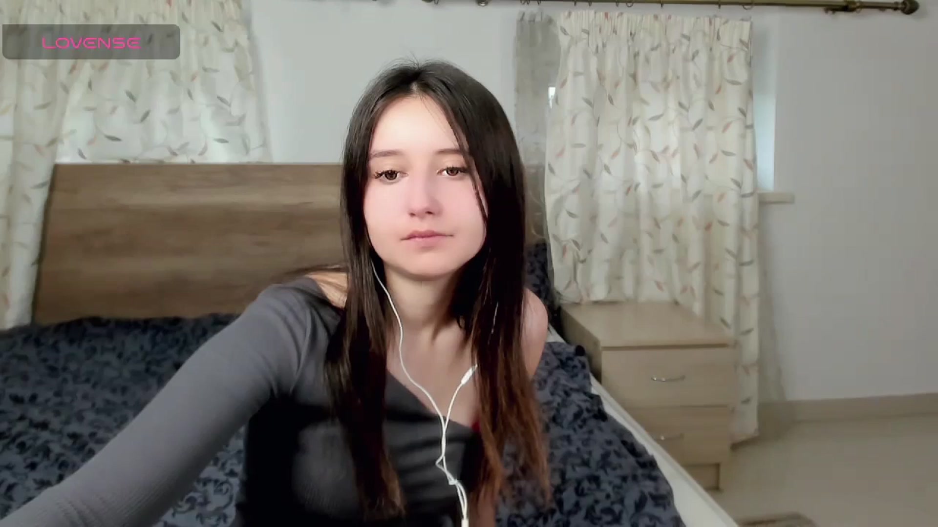 Gallery image thumbnail from KiraSupreme's myfreecams stream on, 03/04/2024, 11:01 image 2 of 20