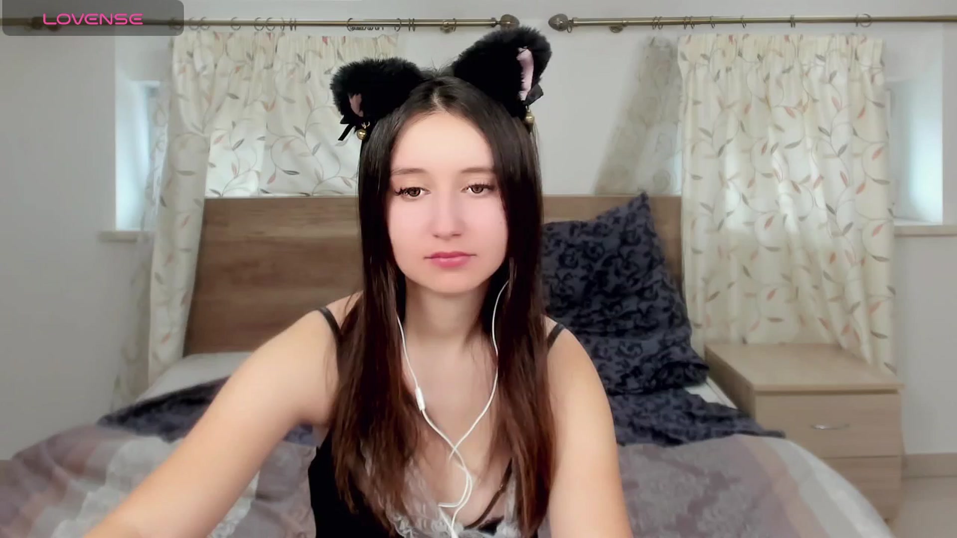 Gallery image thumbnail from KiraSupreme's myfreecams stream on, 03/15/2024, 09:51 image 18 of 20