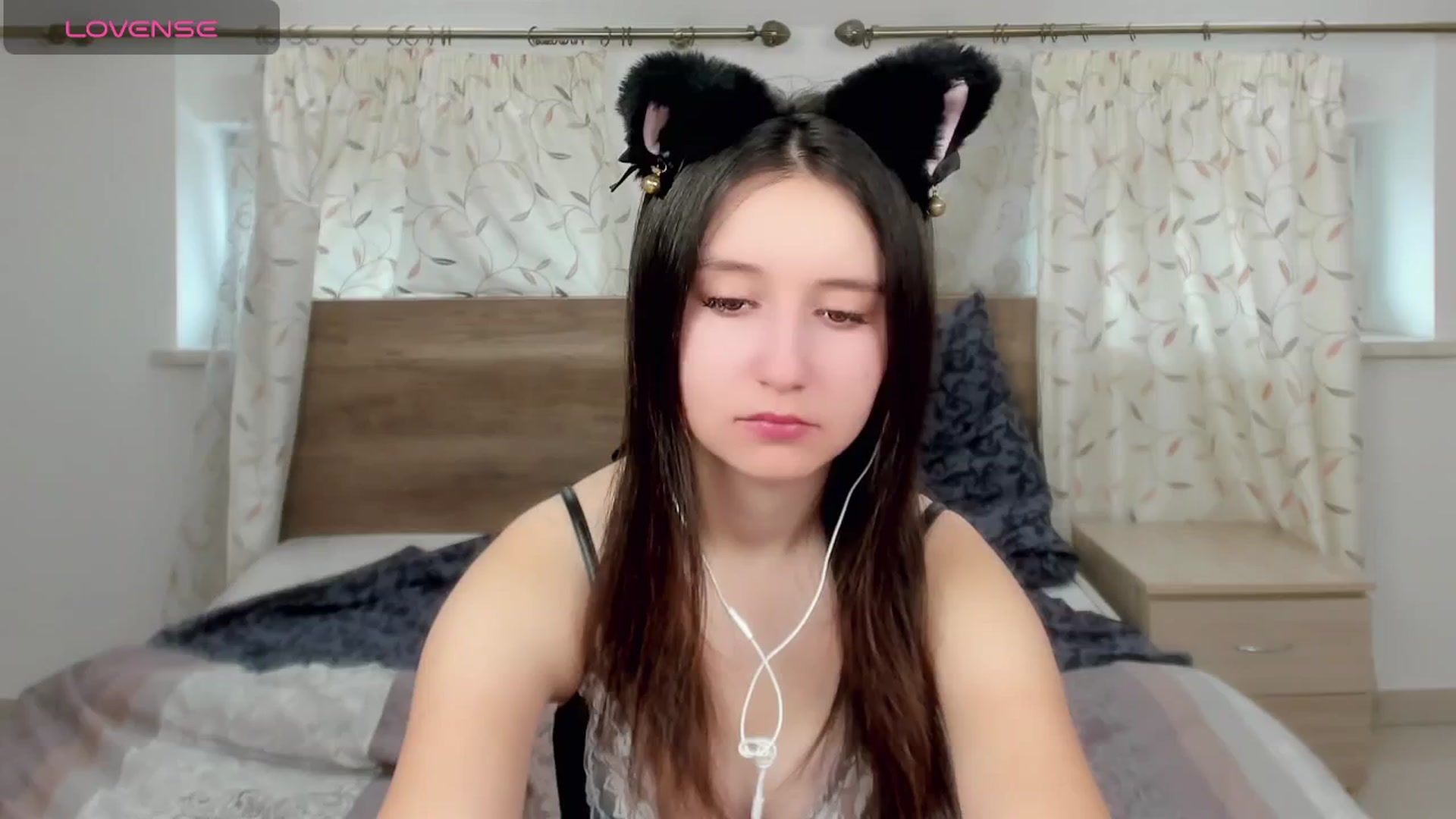Gallery image thumbnail from KiraSupreme's myfreecams stream on, 03/15/2024, 09:51 image 9 of 20