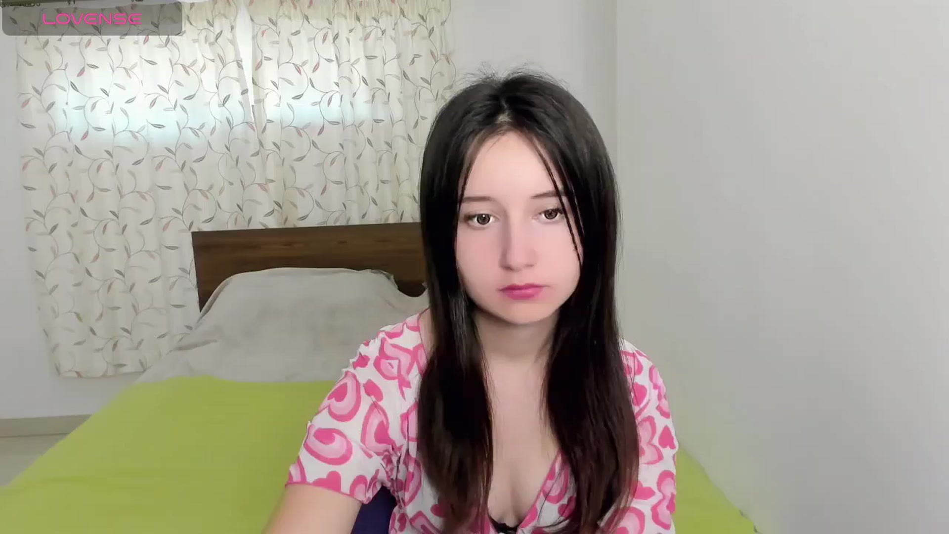 Gallery image thumbnail from KiraSupreme's myfreecams stream on, 05/06/2024, 14:40 image 2 of 20