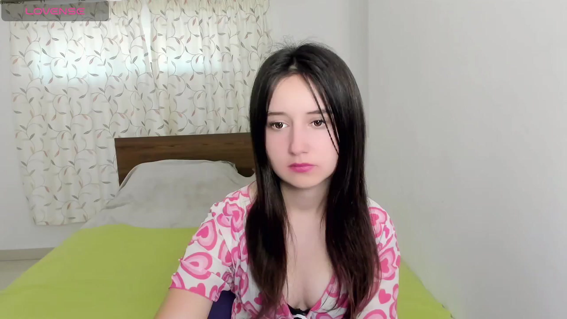 Gallery image thumbnail from KiraSupreme's myfreecams stream on, 05/06/2024, 14:40 image 12 of 20
