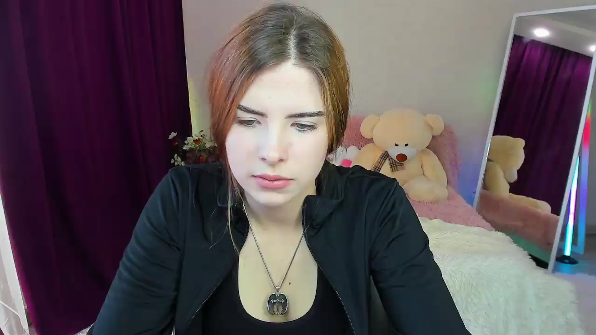 Gallery image thumbnail from KiraVane's myfreecams stream on, 09/09/2026, 12:57 image 19 of 20