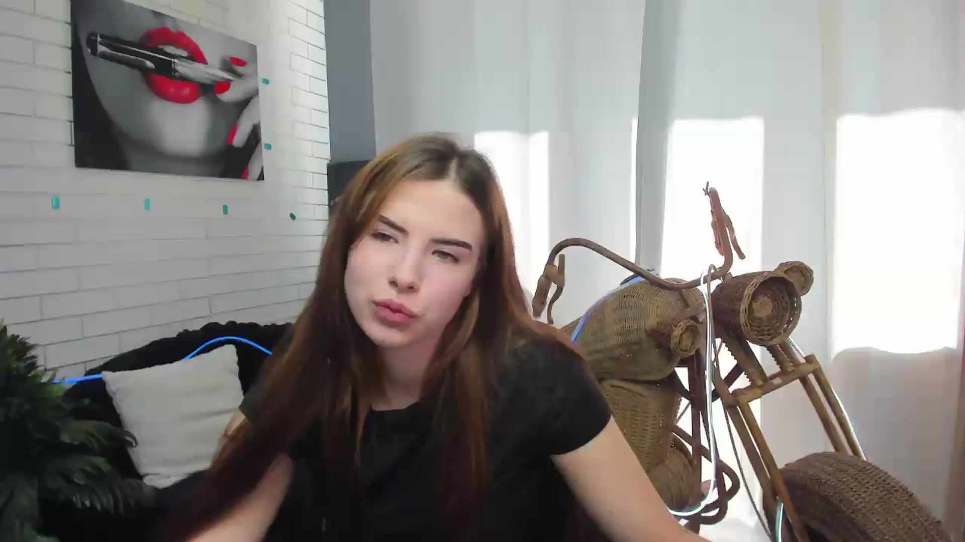 Gallery image thumbnail from KiraVane's myfreecams stream on, 09/10/2026, 07:27 image 5 of 20